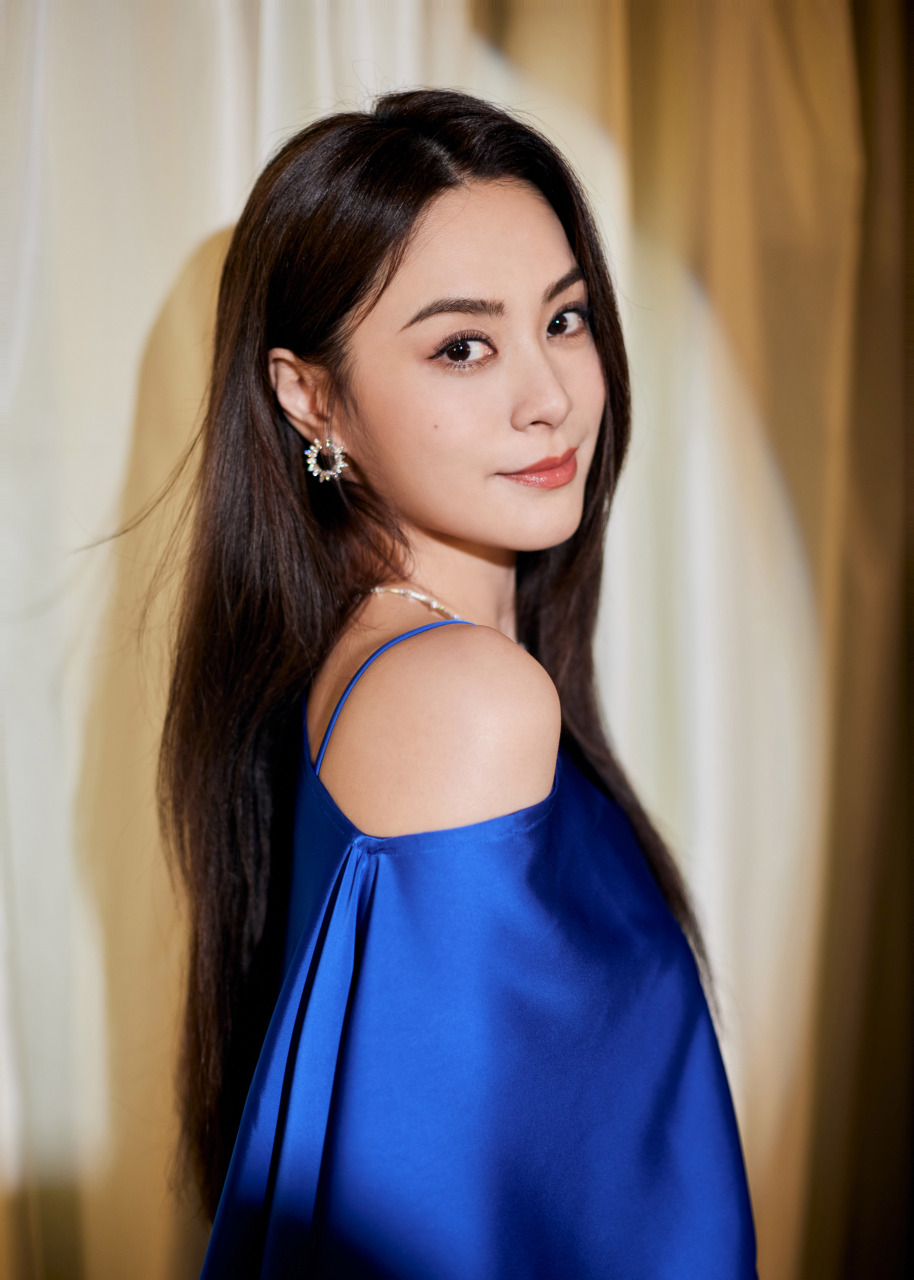 twins蔡卓妍,鍾欣潼02#剧好听的演唱会#look9615暖色光晕与缤纷