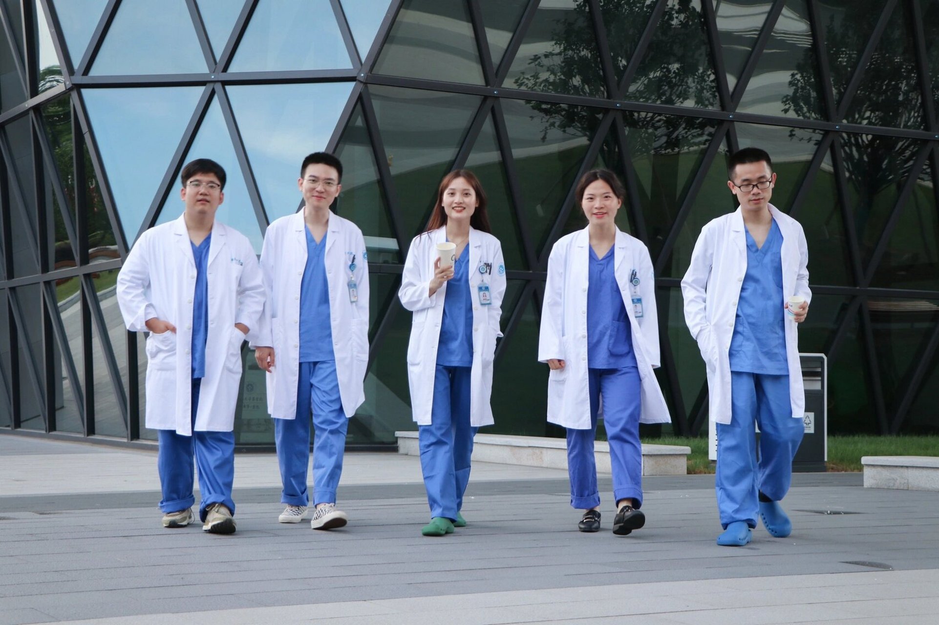 医学生毕业照95|浙大版·机智的医生生活02 泌尿外科/儿科/肿瘤