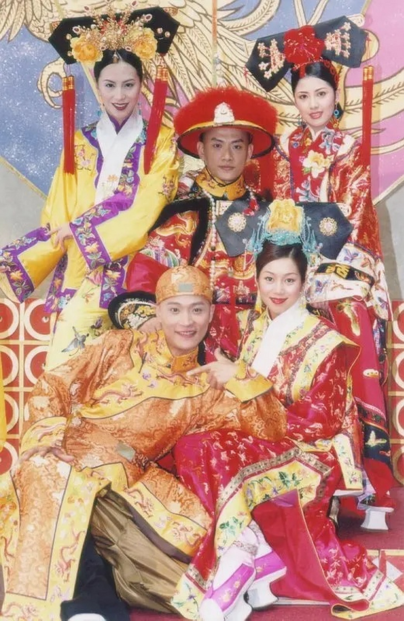 2001年电视剧《玉指环》剧照.