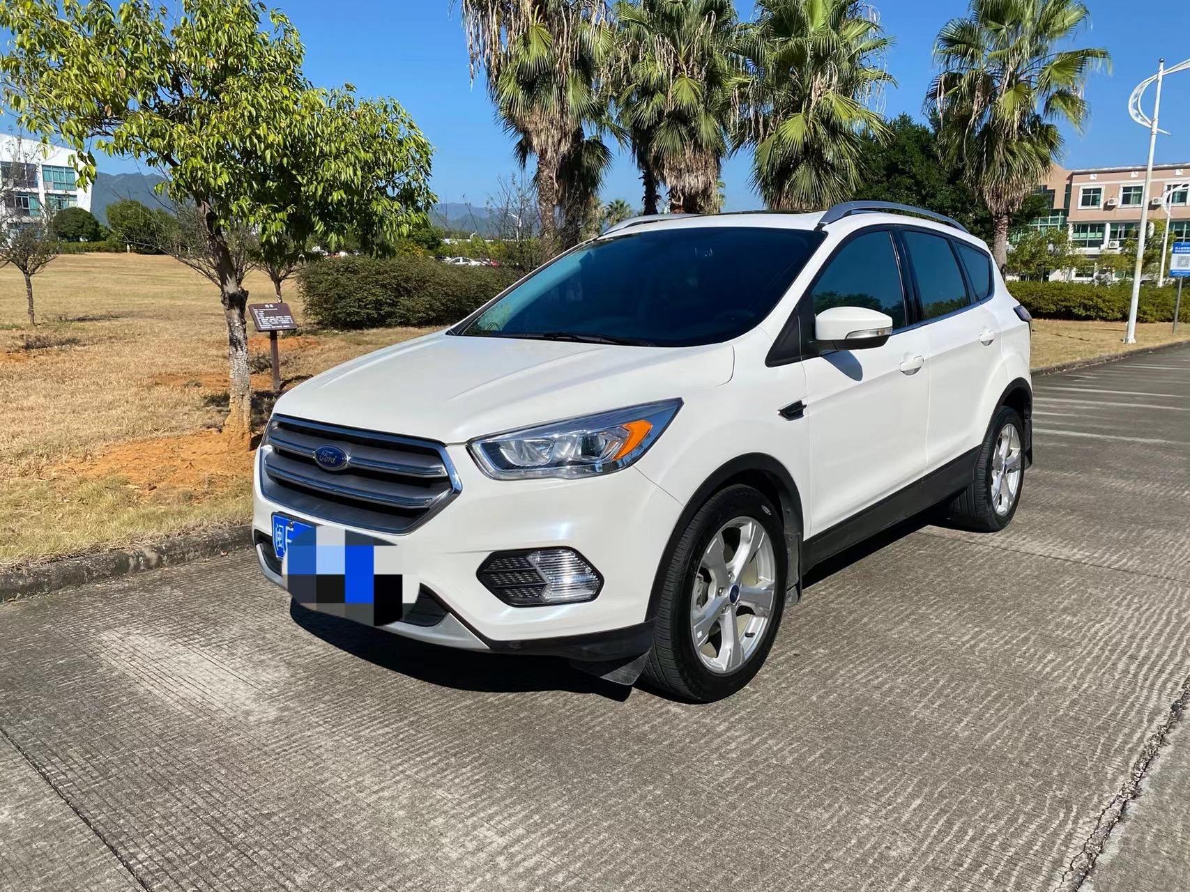 最新到店:18年3月福特翼虎suv 自动档1.