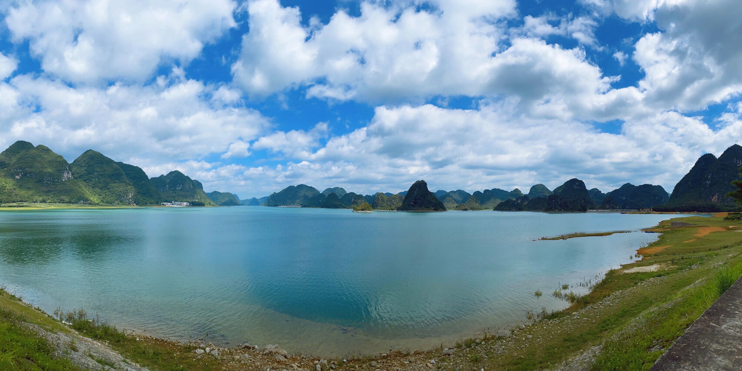 广西靖西渠洋湖,最美湖景 天气晴好的渠洋湖太美了,距离市区30多公里