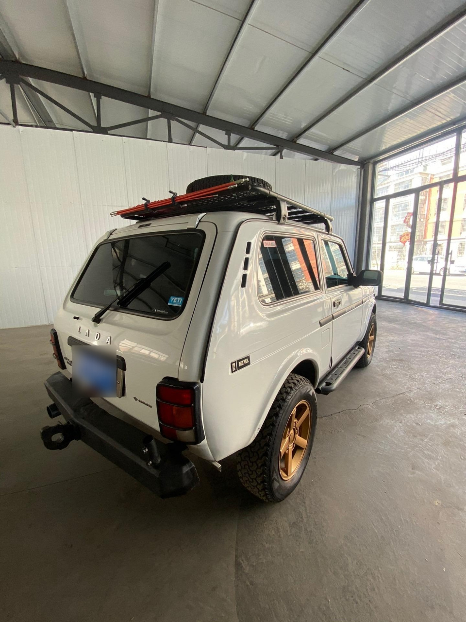 17年德宝拉达尼瓦,新保险新验车,高低速四驱,中央差速锁,座椅加热