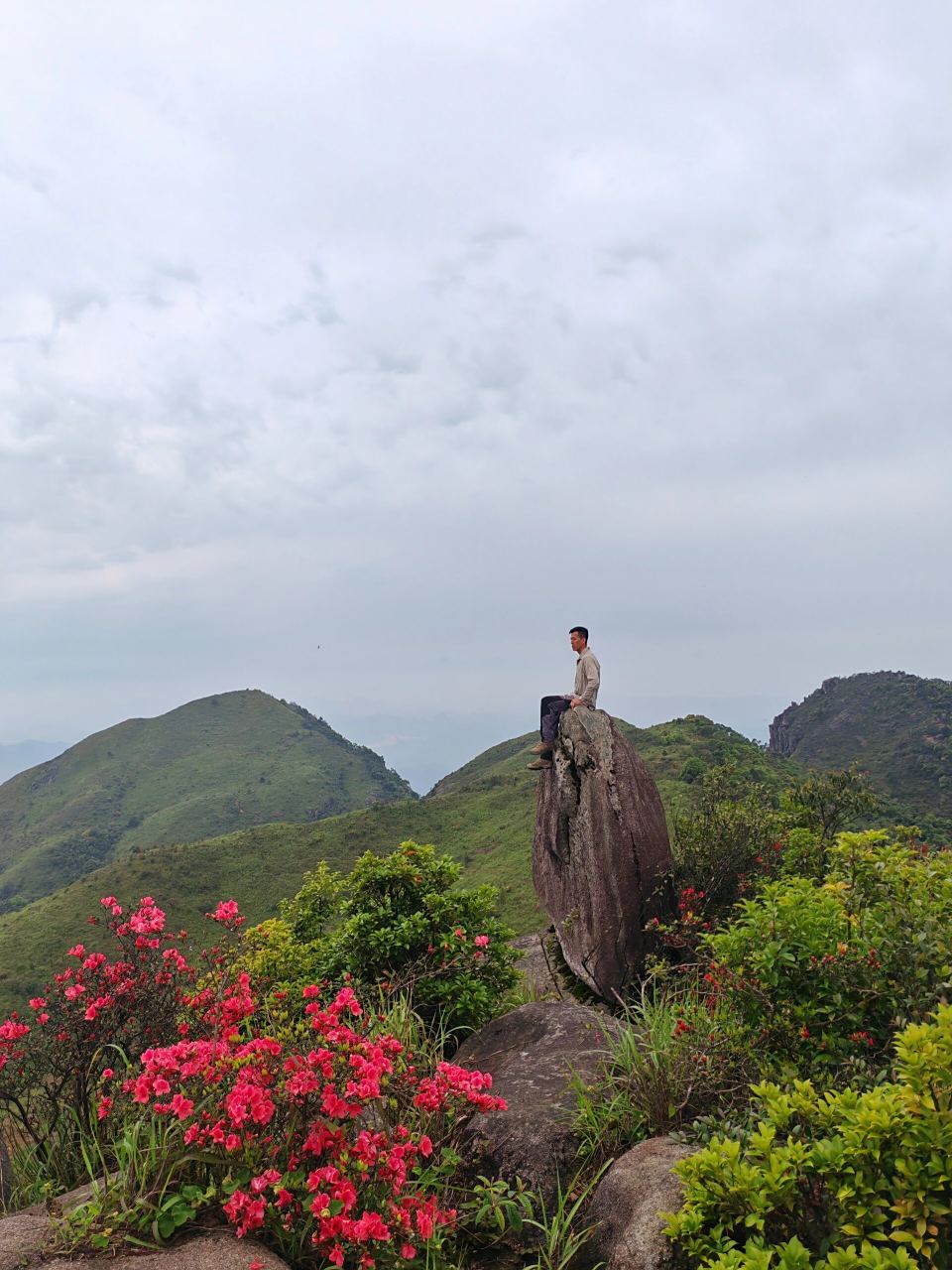 连州大东山,不愧是广东最仙气的徒步路线 "以蝼蚁之行,展鸿鹄之志.
