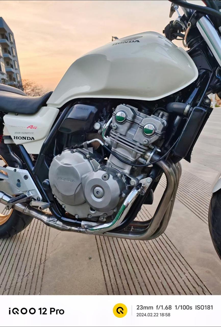 最新到货09年本田cb400四代 水冷电喷6档 整车成色细节漂亮 冷热一枪