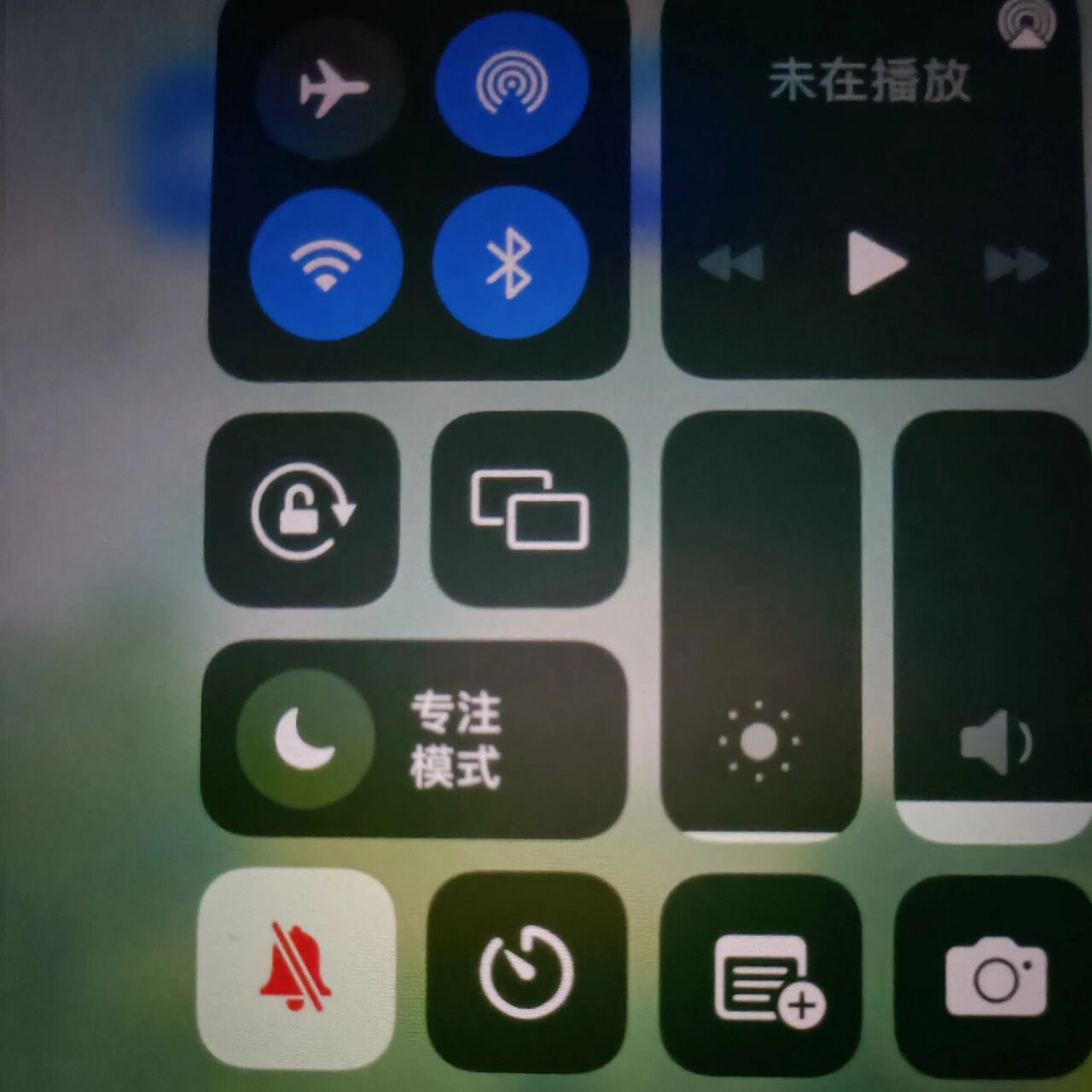 ipad玩游戏没声音—之我是大怨种 今天下载了phigros玩突然发现ipad没
