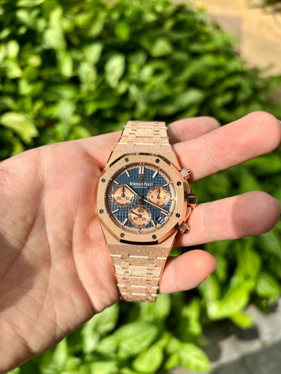 爱彼26239or97 2021年新款,最新飞返计时机芯,背透,蓝盘,玫瑰金霜金