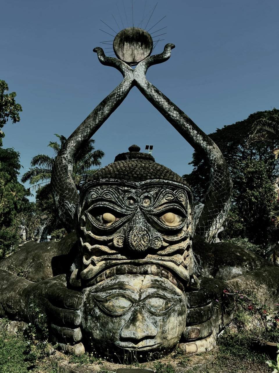 老挝万象佛像公园(香昆寺) 今天打卡了万象最远的景点:佛像公园.