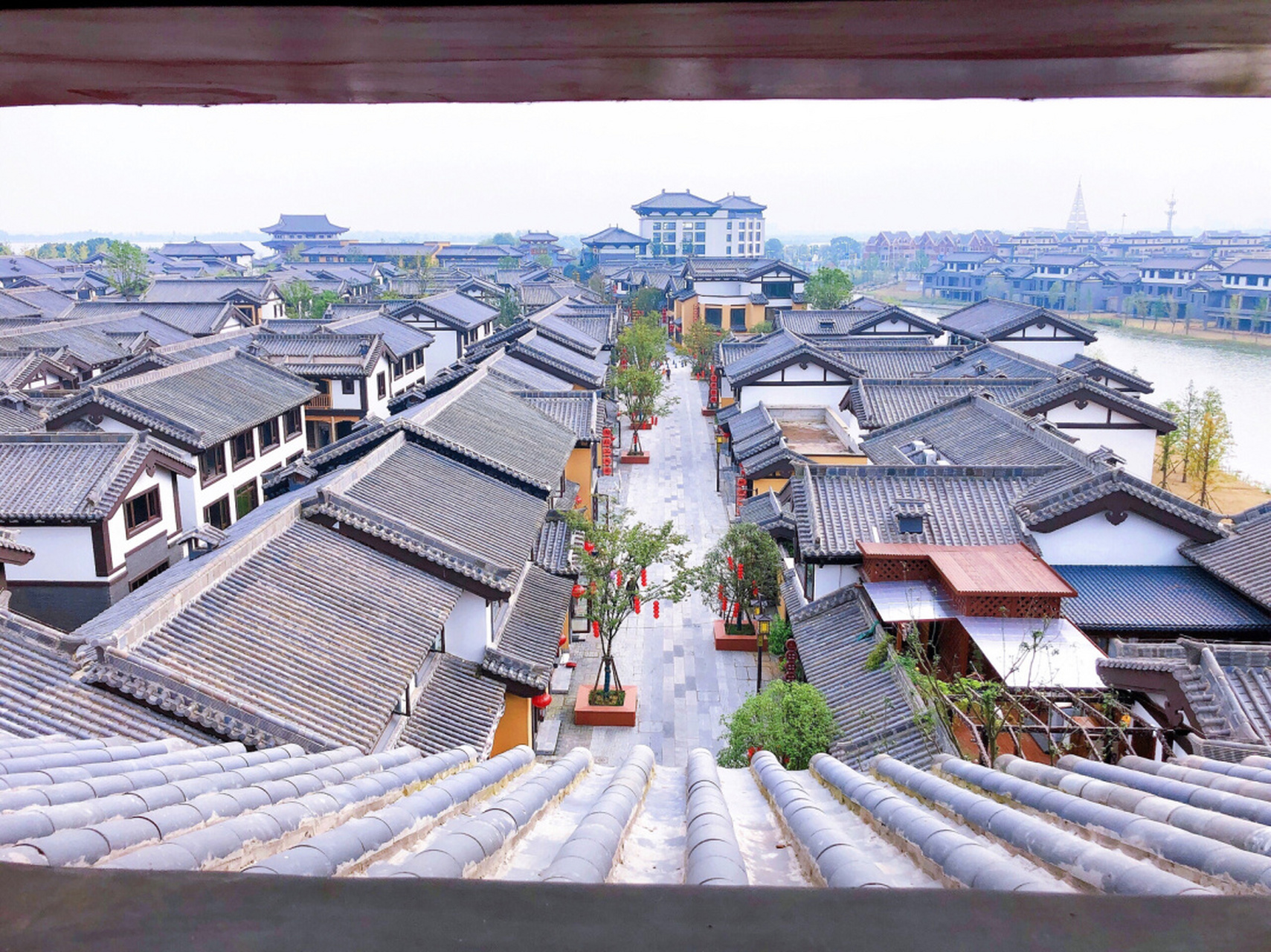 常德古风建筑 - 大唐司马94 景点名:大唐司马城 路 线 : 小车:"柳叶