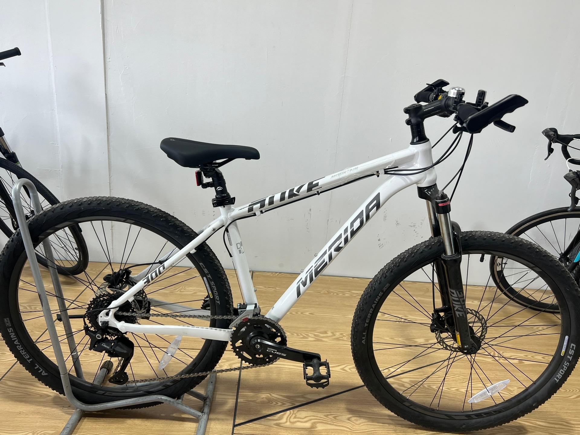 merior 美利达 公爵300 9.