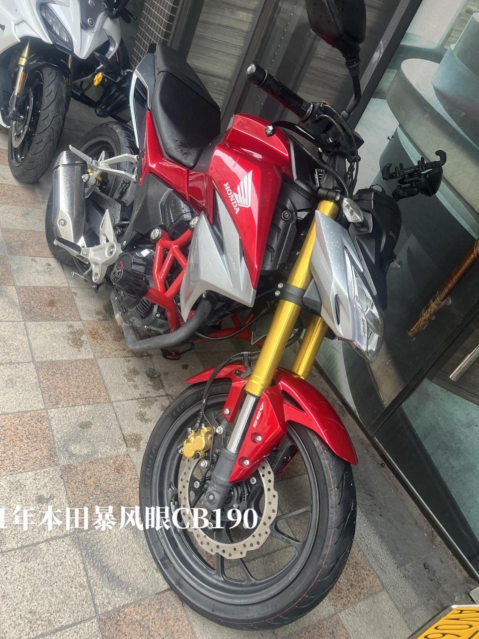 21年本田暴风眼cb190  新旧如图!整车无倒摔!安全行驶了八千公里!