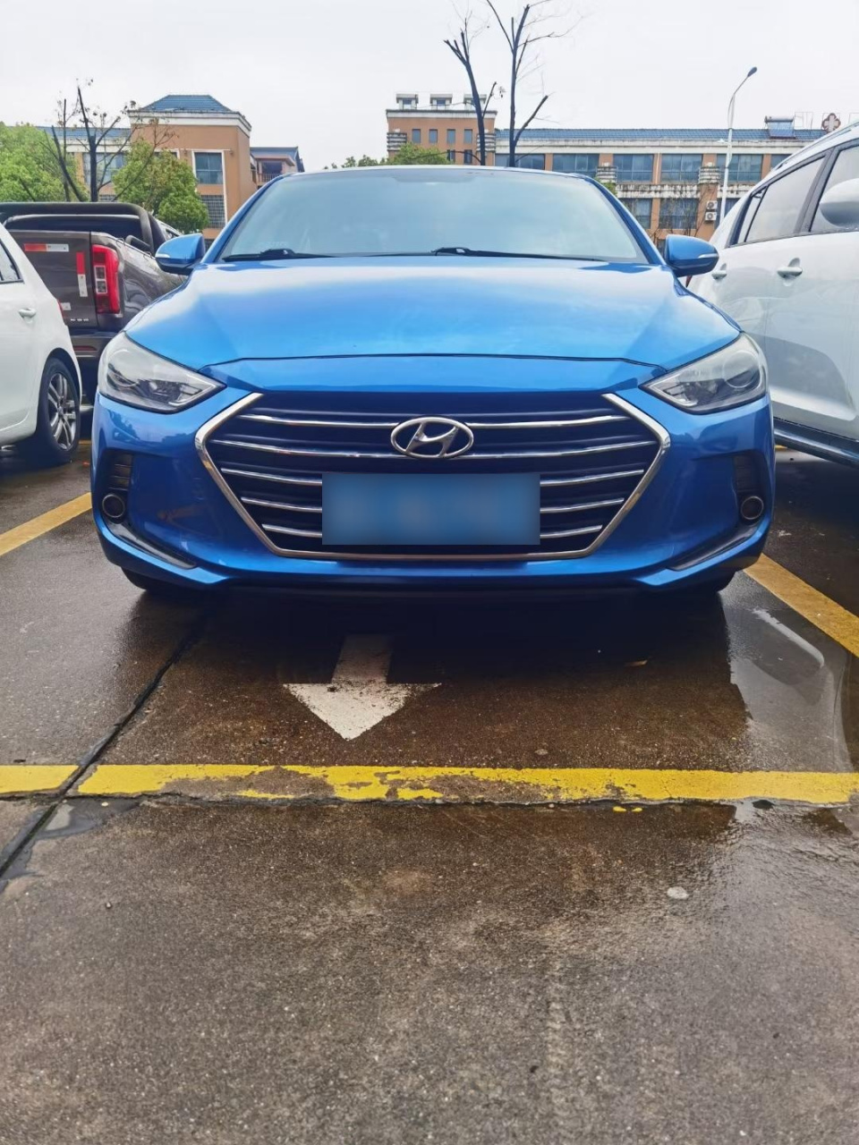 16年现代领动,自动档1.6l,车况好,小跑八万公里