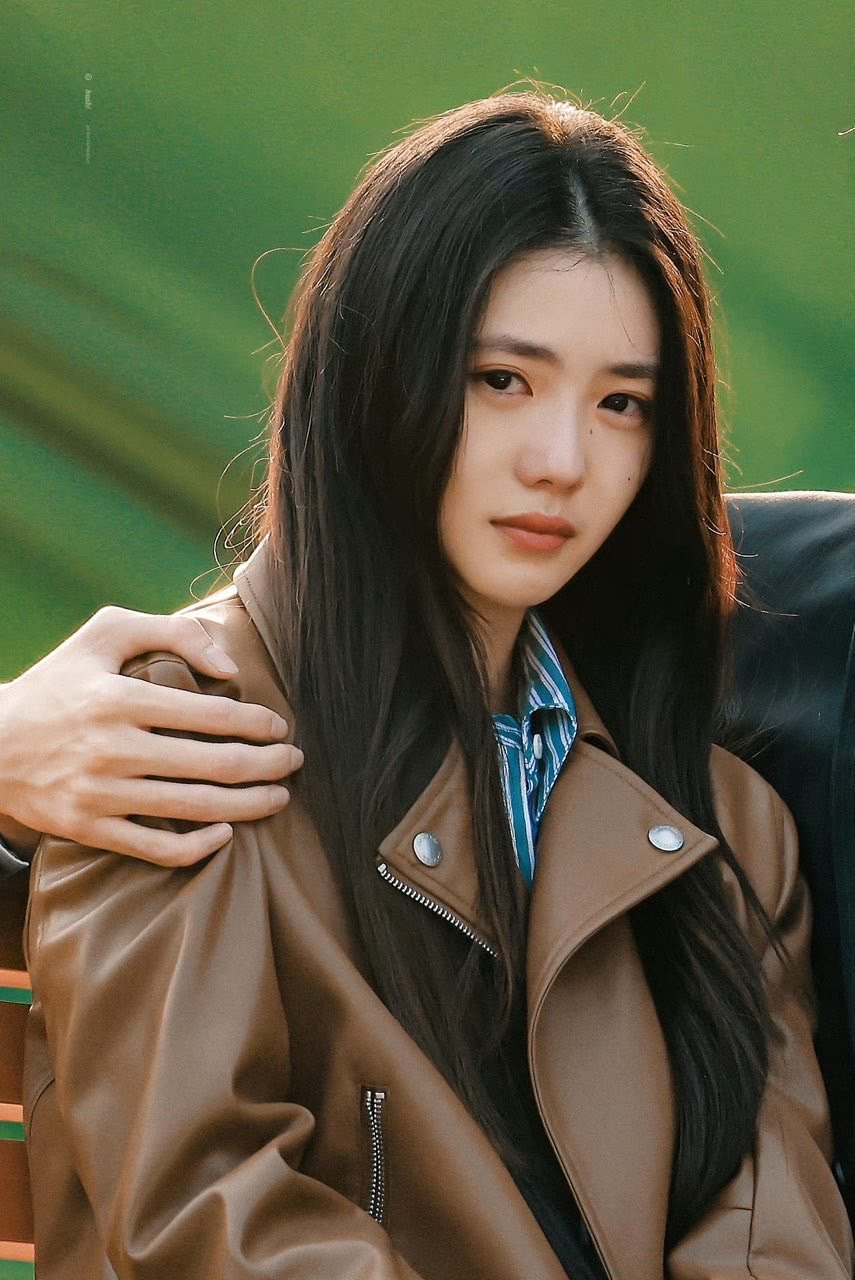 刘浩存第一部电视剧##刘浩存脱轨海报妆容#救!