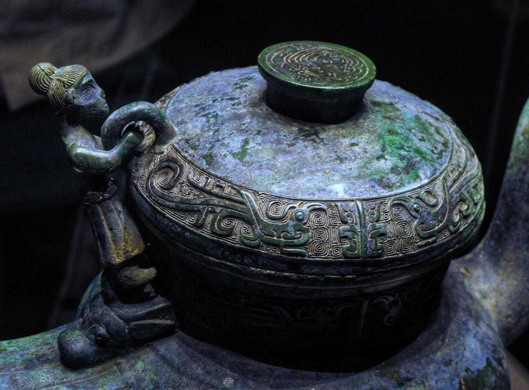 雁形铜盉(he发音同和) 西周青铜器,约3000年前制作的酒器,令人叹服.