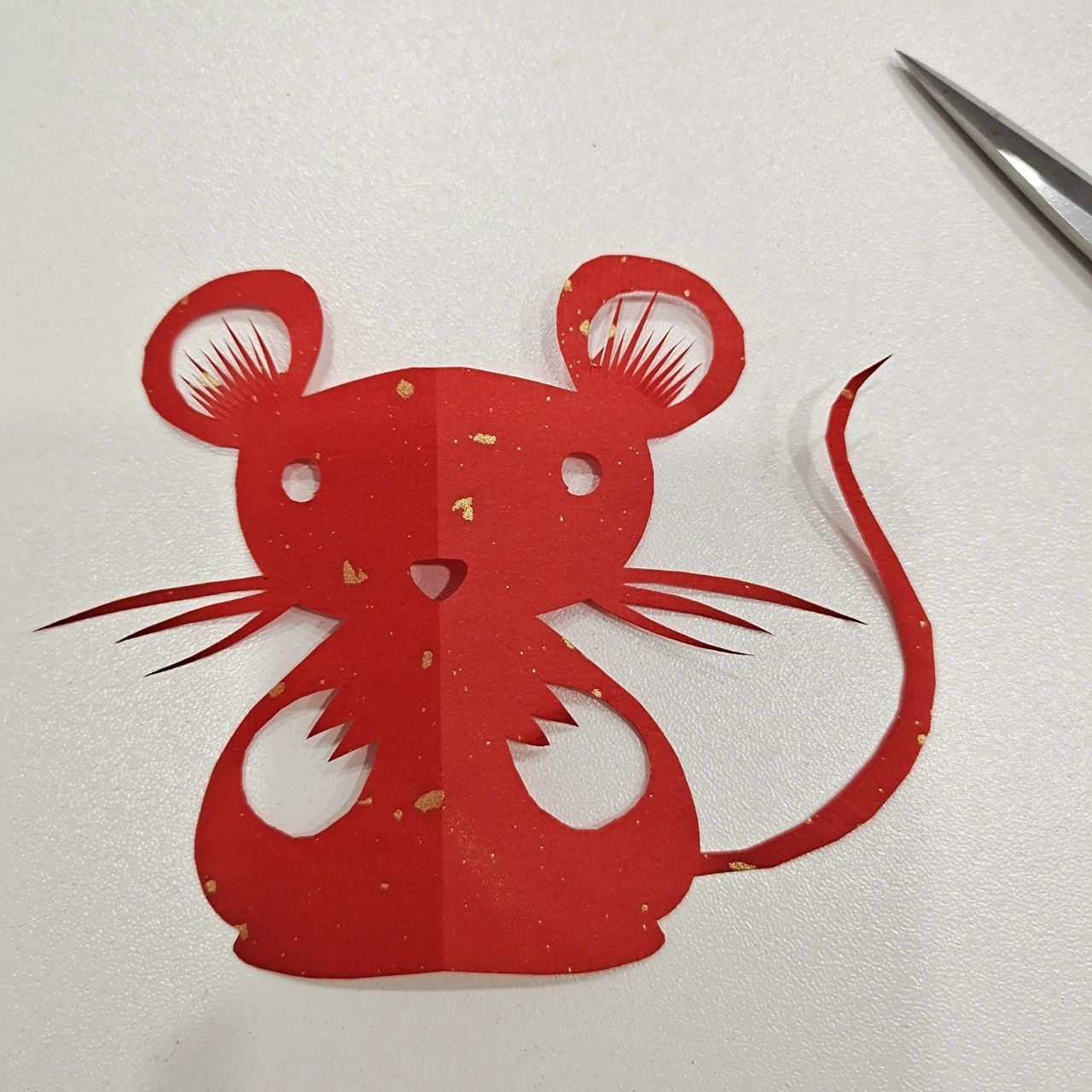 剪纸老鼠的剪法简单图片