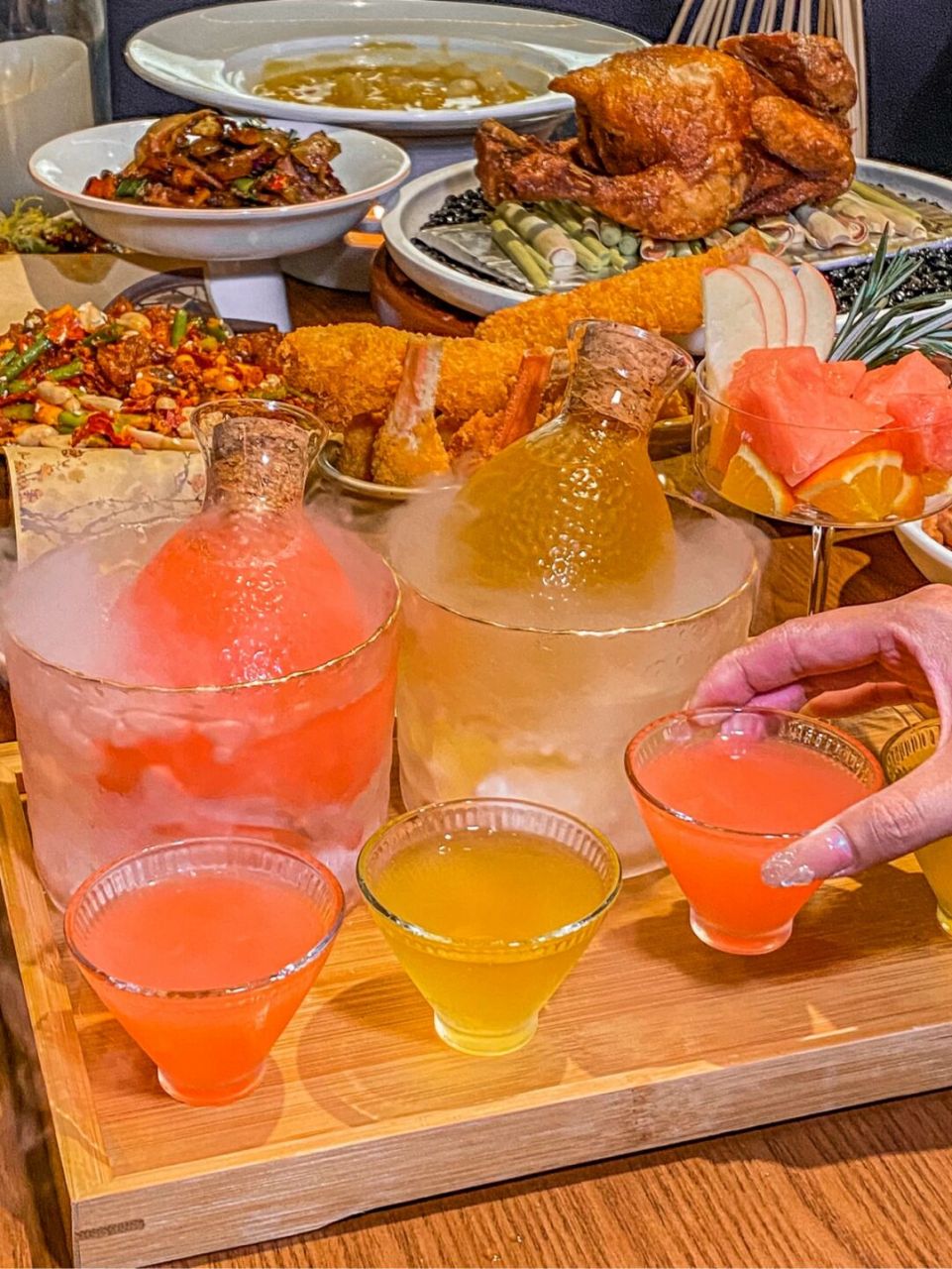 江湖菜音乐酒吧90朋友聚餐不二选择 优品道听说开了一家音乐餐吧