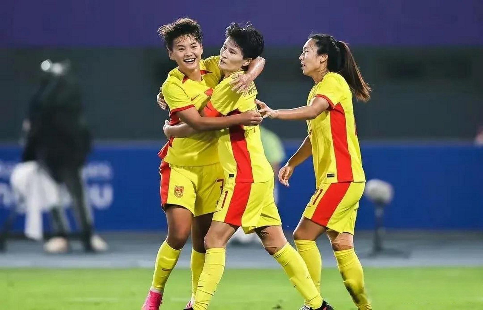 中国女足核心王霜加盟热刺女足 惊喜,中国球员王霜加盟英超热刺队