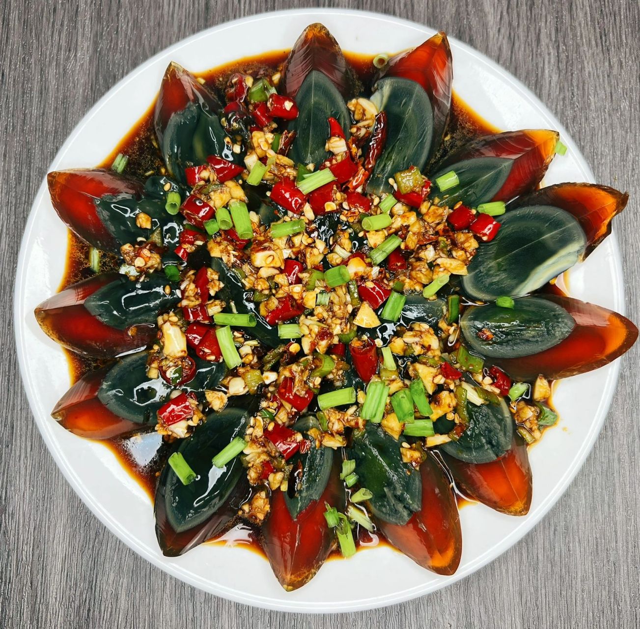 低脂不胖|两分钟就搞定一到开胃凉拌皮蛋 家常凉拌菜.学会这个做法.