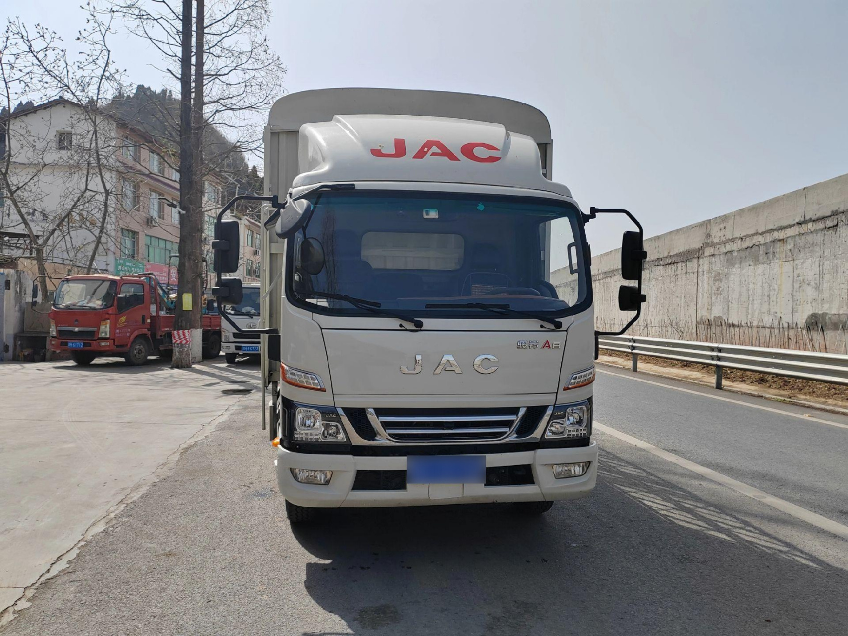 又到22年二月江淮骏铃a8,康机160马力国六排量3.