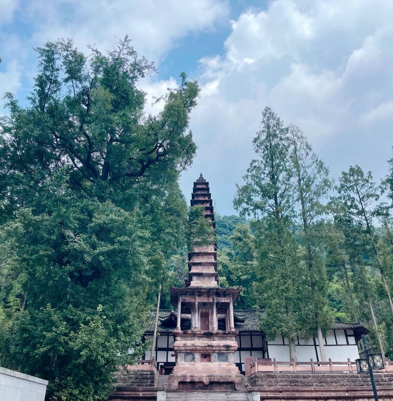 红色旅游90|邛崃红军长征纪念馆 93出发时间:早上8:30,车程大概2