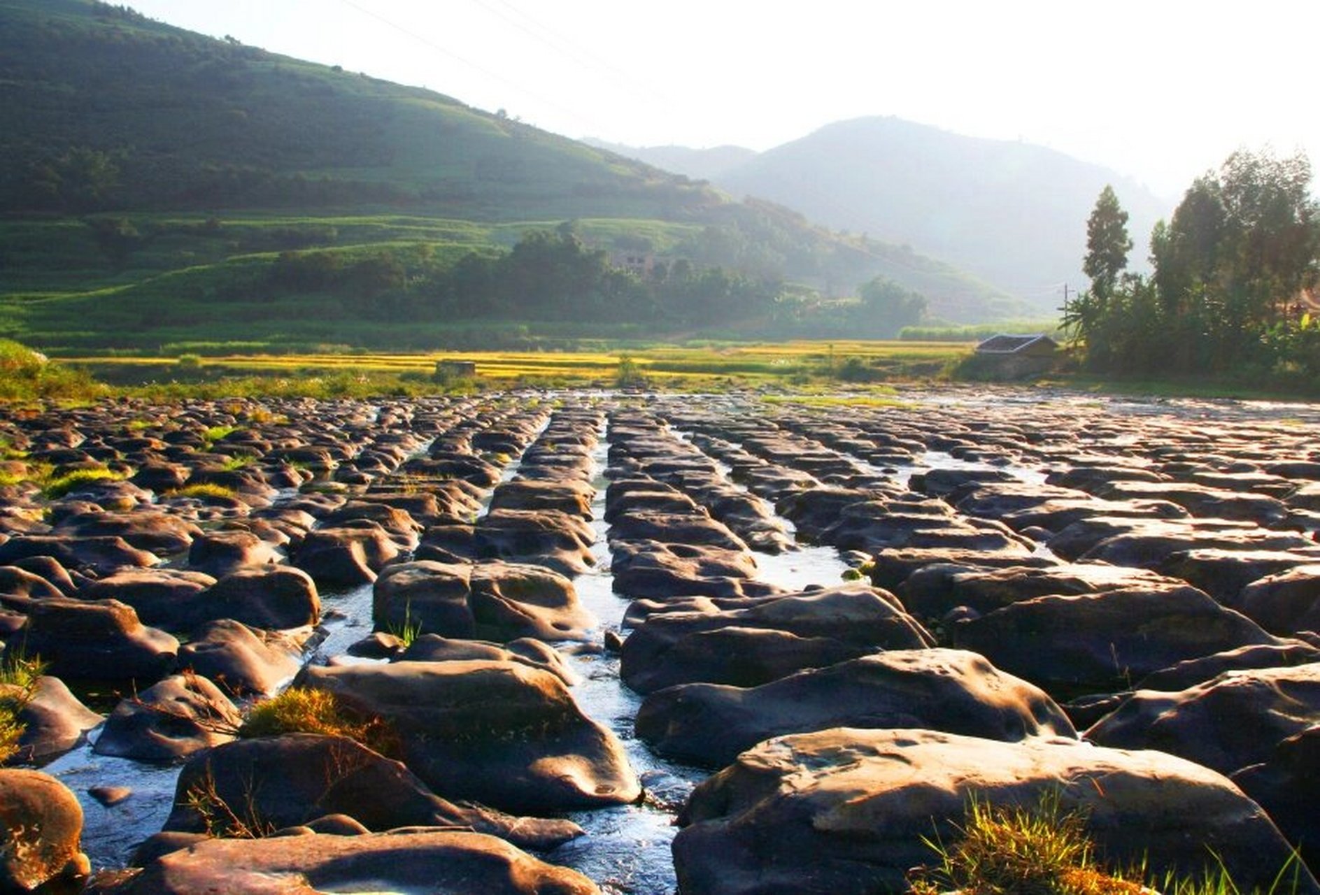 田东县风景 田东县 棋盘滩 龙须河 十里莲塘 百谷和高岭坡