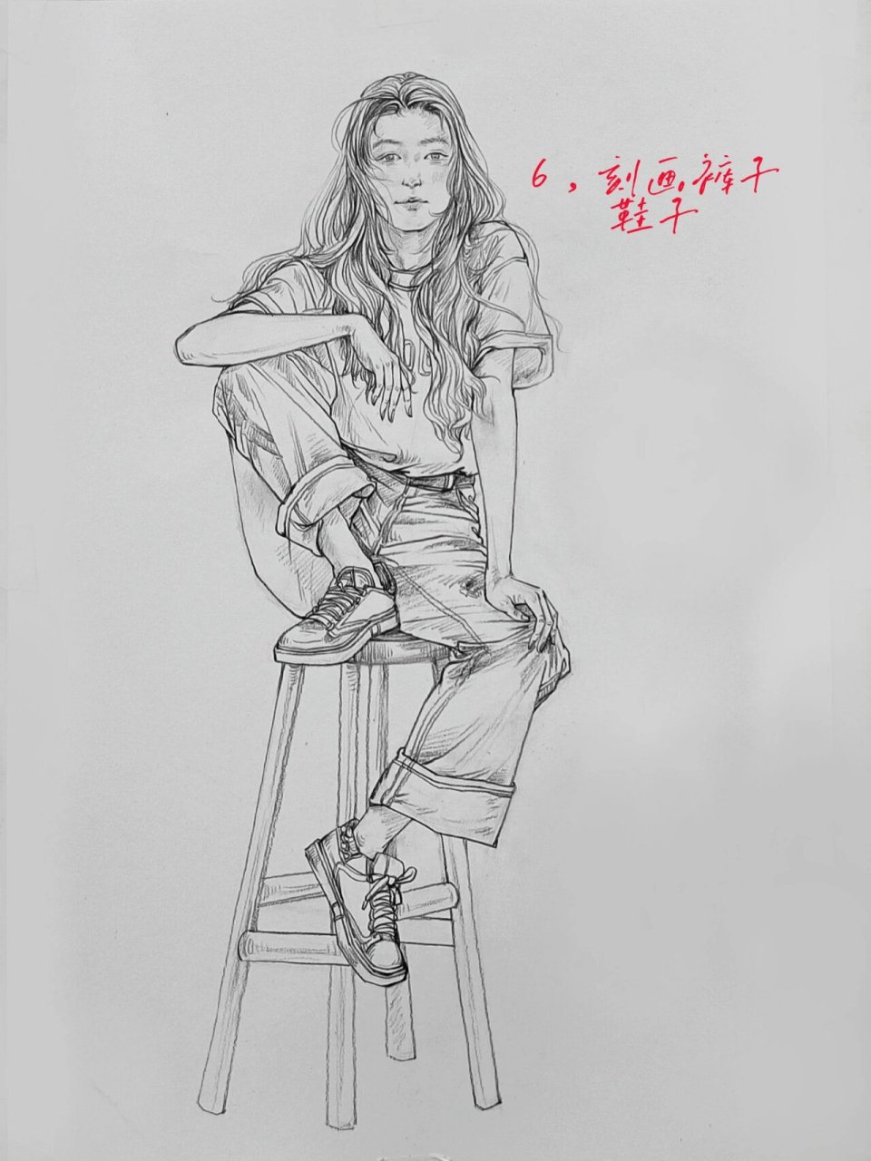 很久没画过坐姿啦 模特的动作很舒展 动态很不错,非常适合画速写 大家
