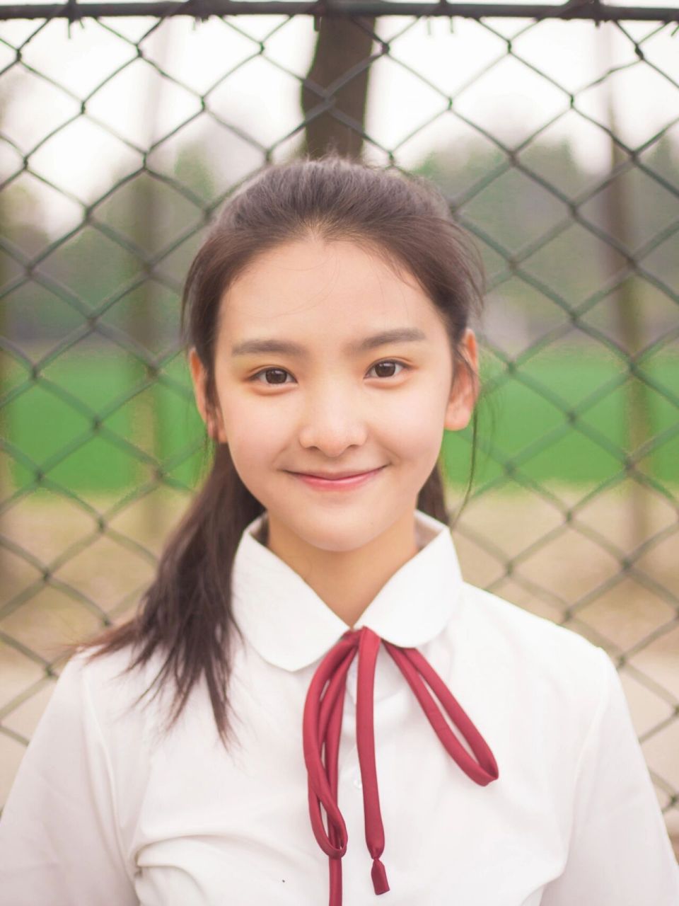 16年拍的章若楠 最近在整理图片 整理到了16年拍的章若楠 当时也不太