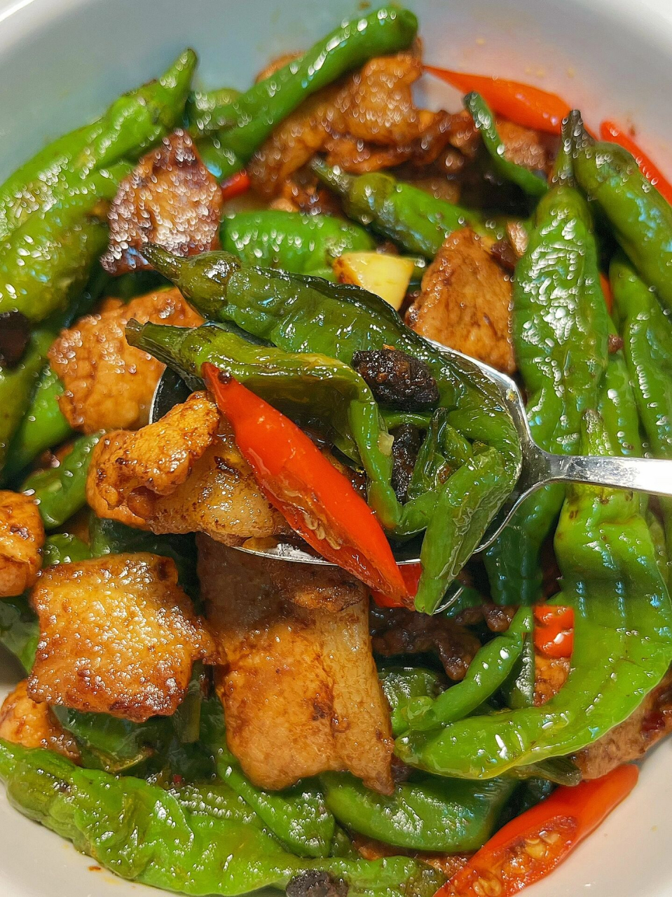 我妈说:这个樟树港辣椒炒肉太下饭啦!