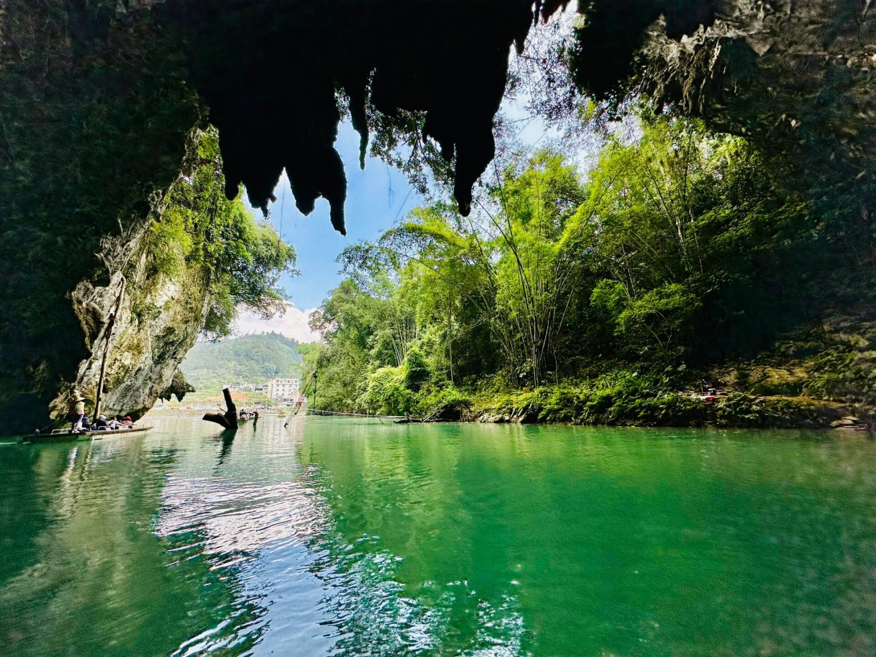 闲游|广西巴马三门海 小众景点全程游玩仅需一小时 体验当地民俗及