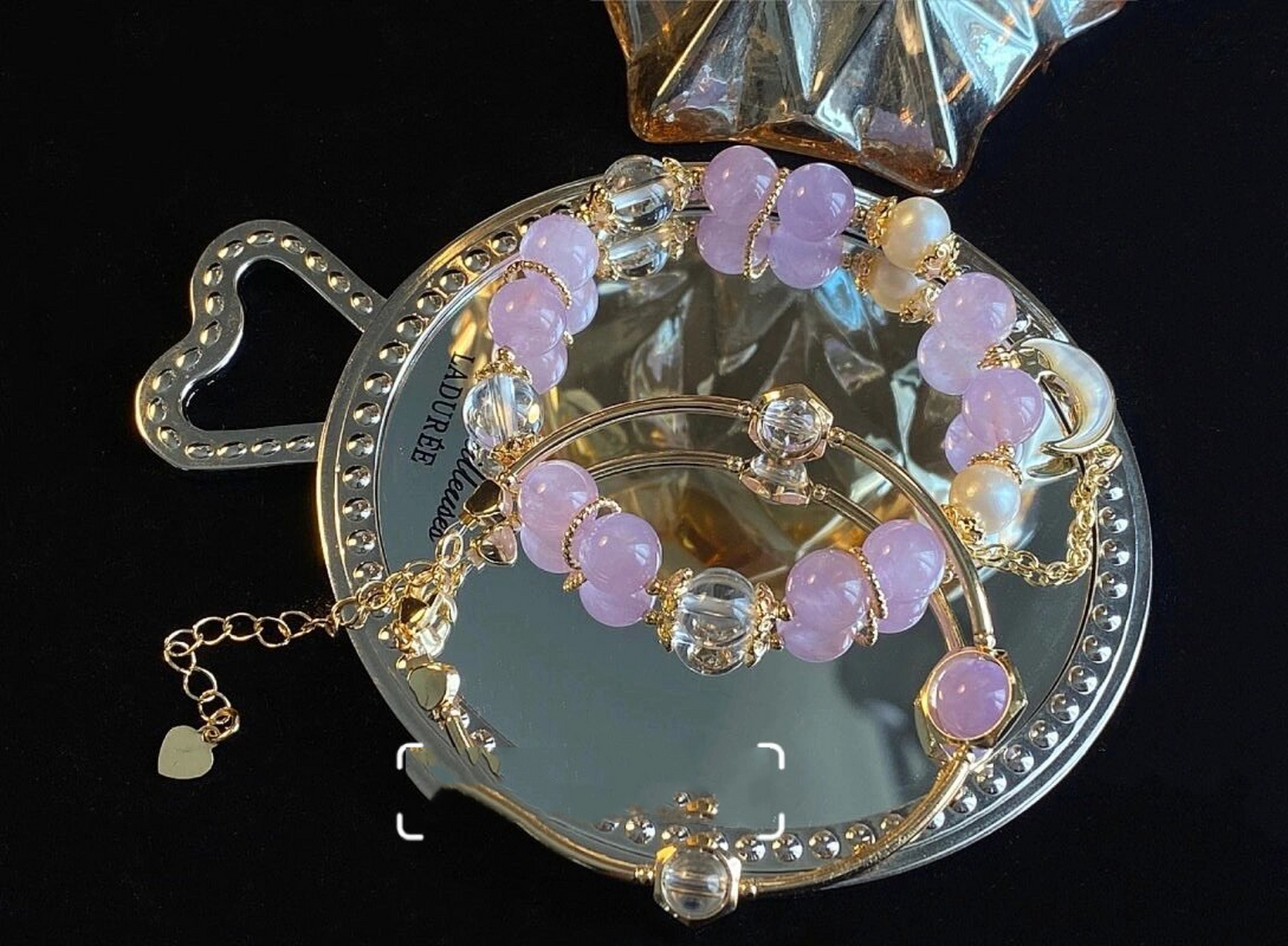 紫水晶 amethyst-----能源之石 紫水晶寓意: 紫水晶象征着宁静与安全