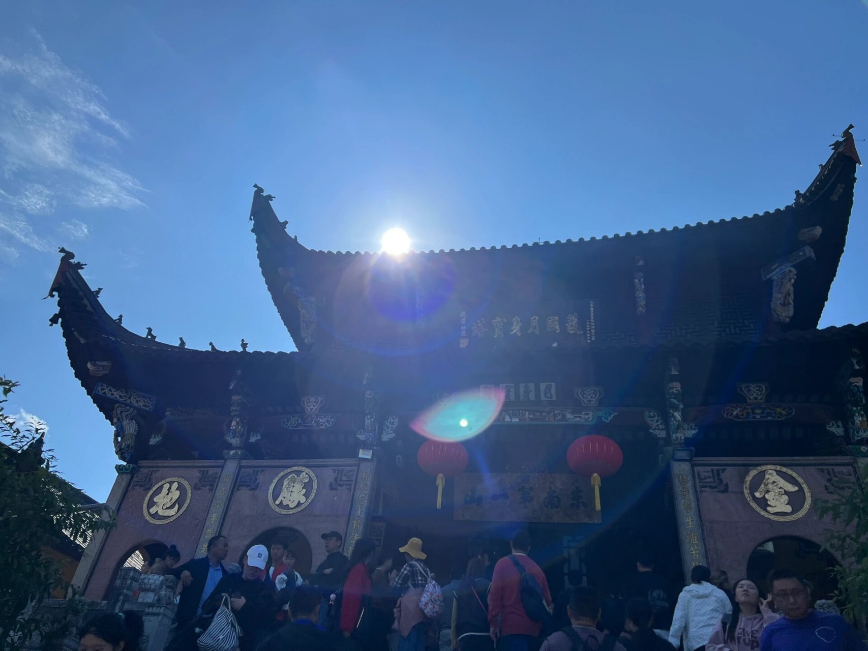 九华山天然卧佛睡佛,全景清晰无死角,赞!