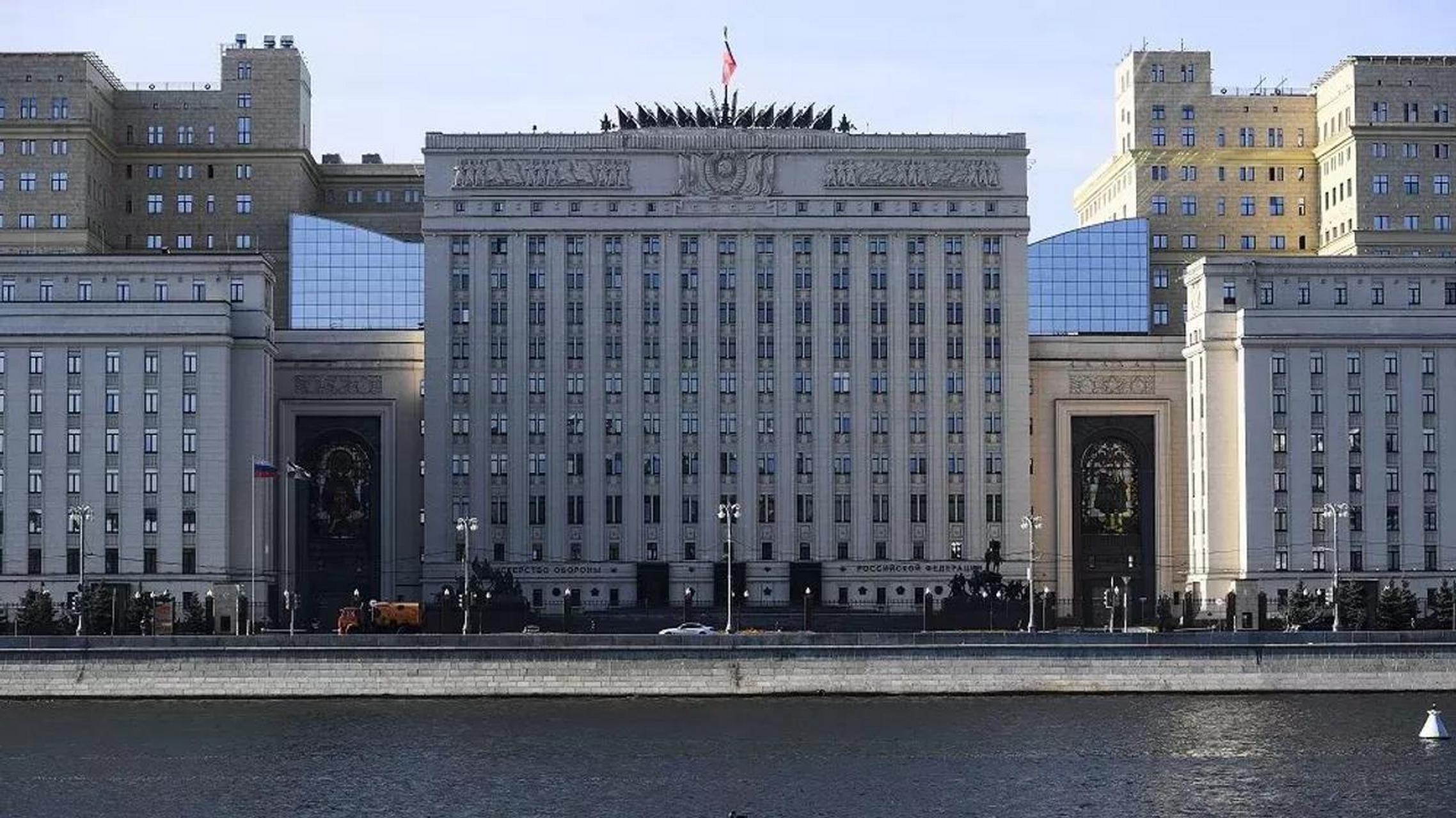 俄罗斯国防部5月1日宣布,俄罗斯武装力量对乌克兰军工复合体的设施