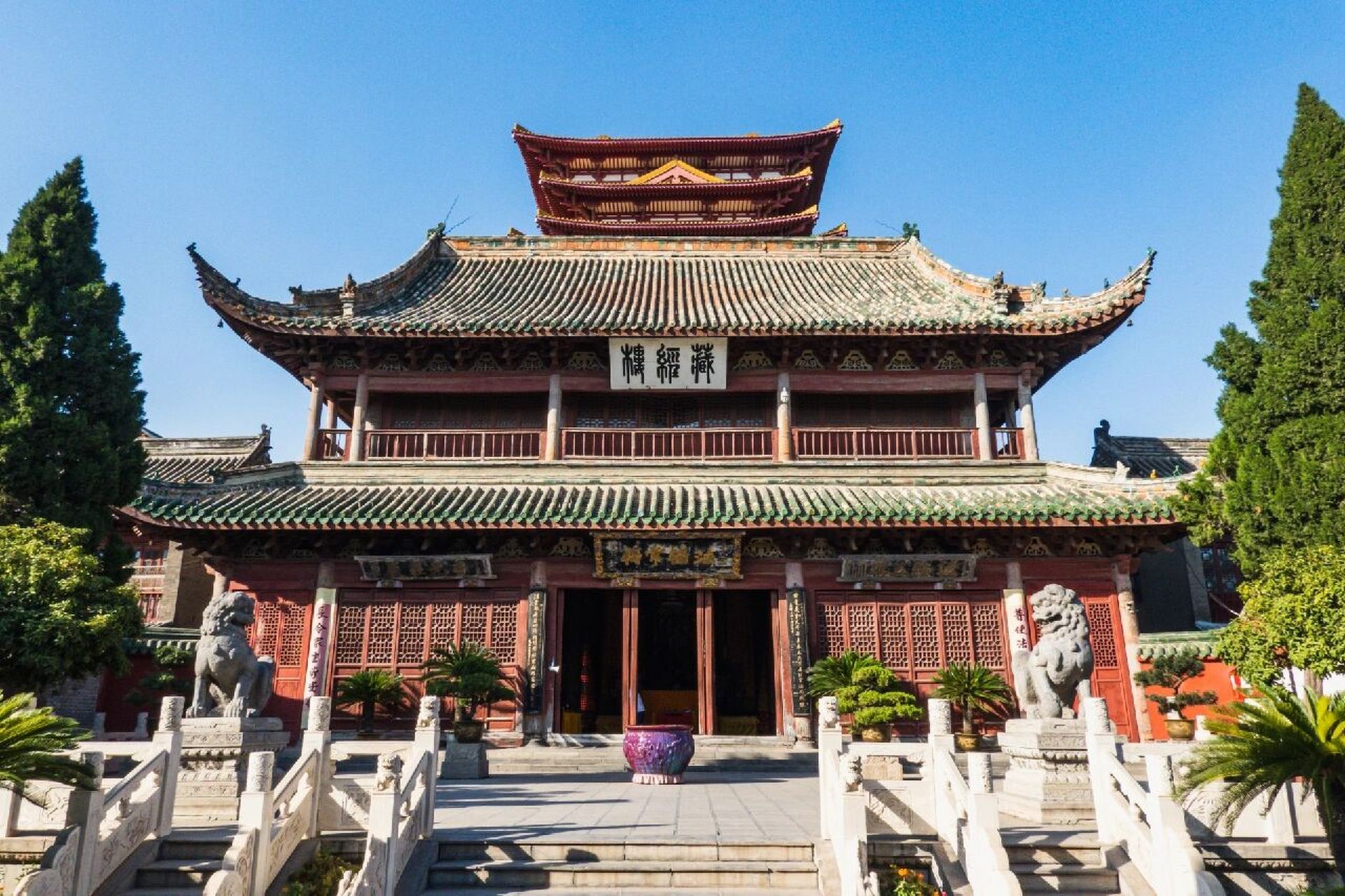 开封"旅行"|开封府 & 大相国寺 来开封出差,下午忙里偷闲去逛了开封府