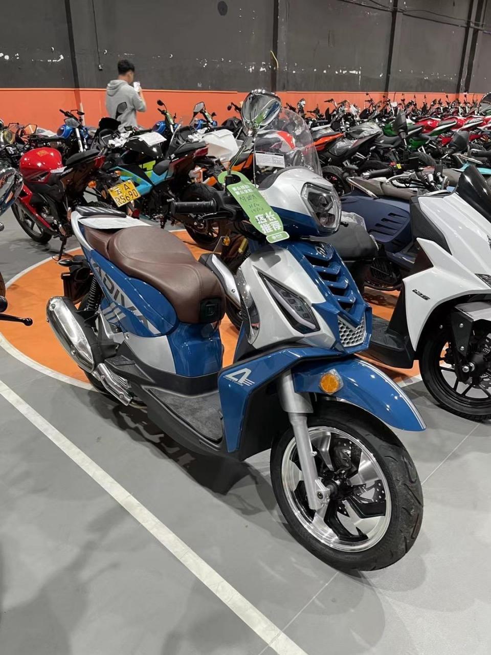 全新金城阿迪瓦adiva150,0公里未上户,未接电未加油,谁买上谁一手