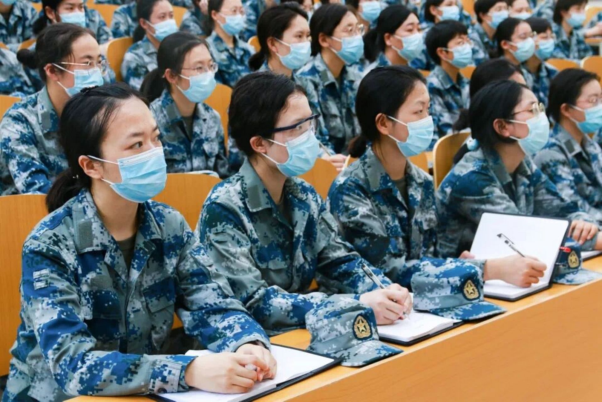 2022年空军新聘文职人员岗前培训 华丽转变 2022年空军新聘文职人员