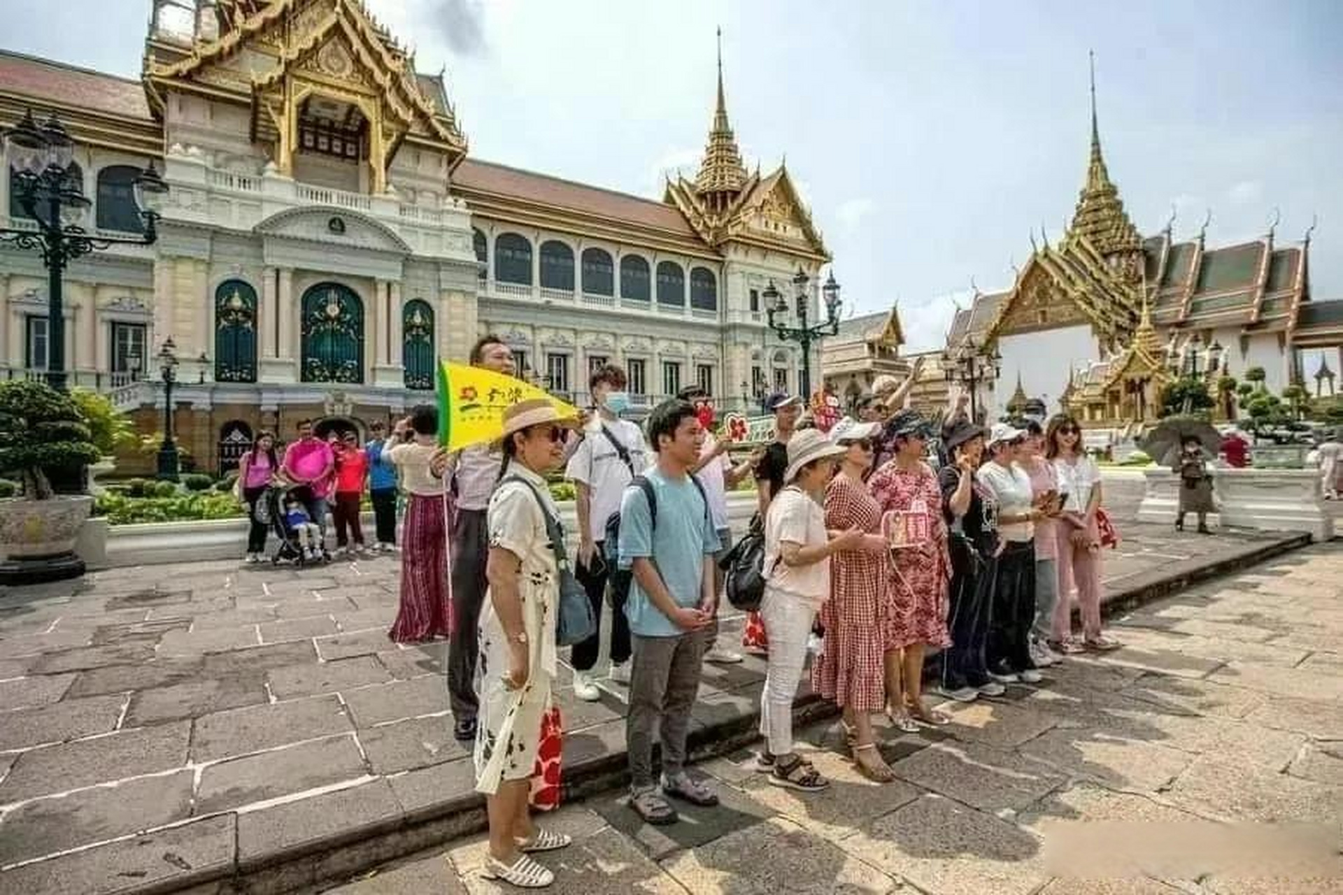 上海旅行社：探索魔都的无限魅力