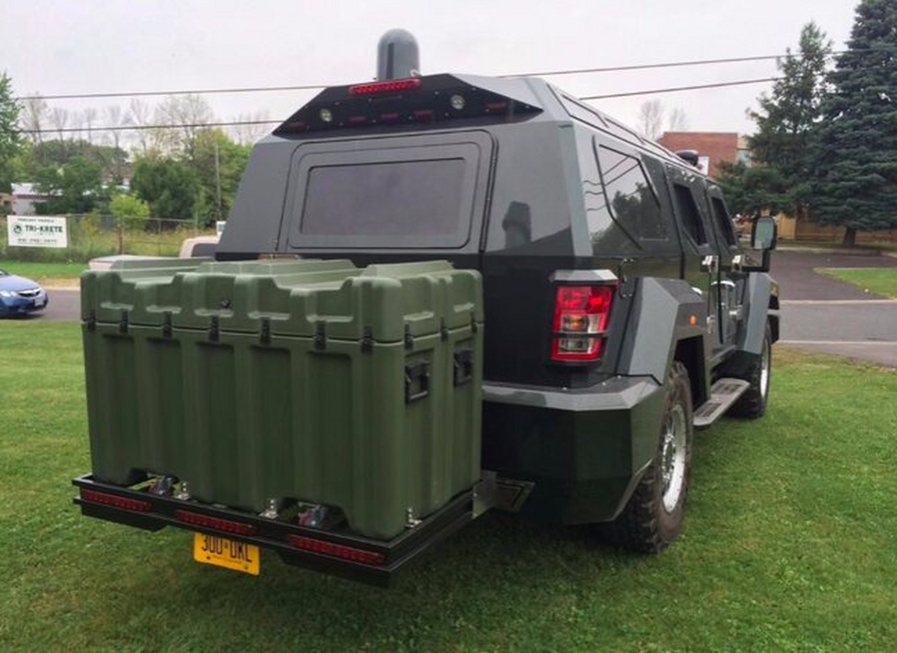 超豪华装甲越野车  骑士十五世 每日分享,周一好 超豪华装甲越野车