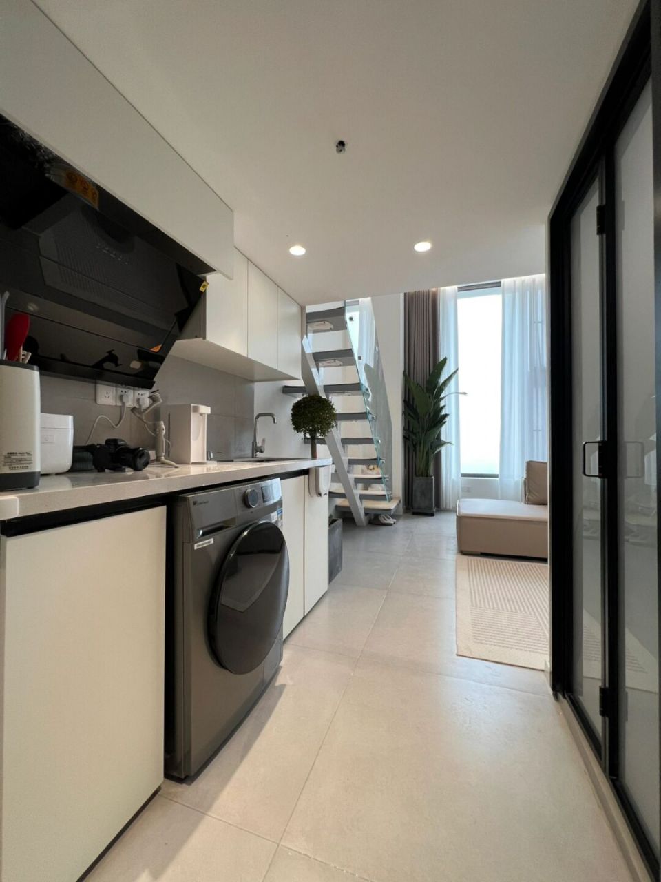 十几㎡小公寓 满收纳高级感… 不到20平的小公寓,终于完工啦!