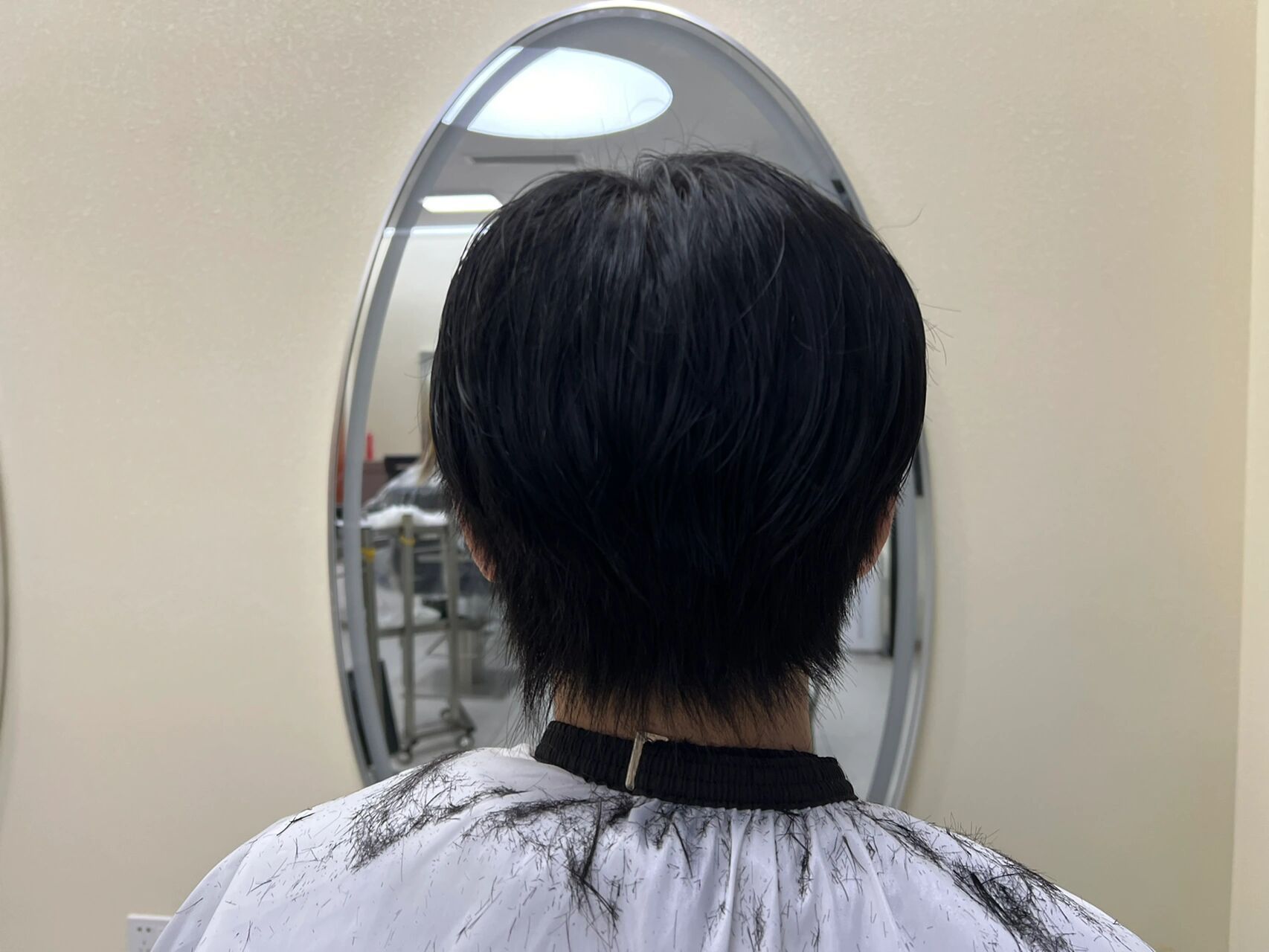 男生后脑勺发型 后后脑勺扁又平的看过来 图一是顾客拿过来的样图, 图