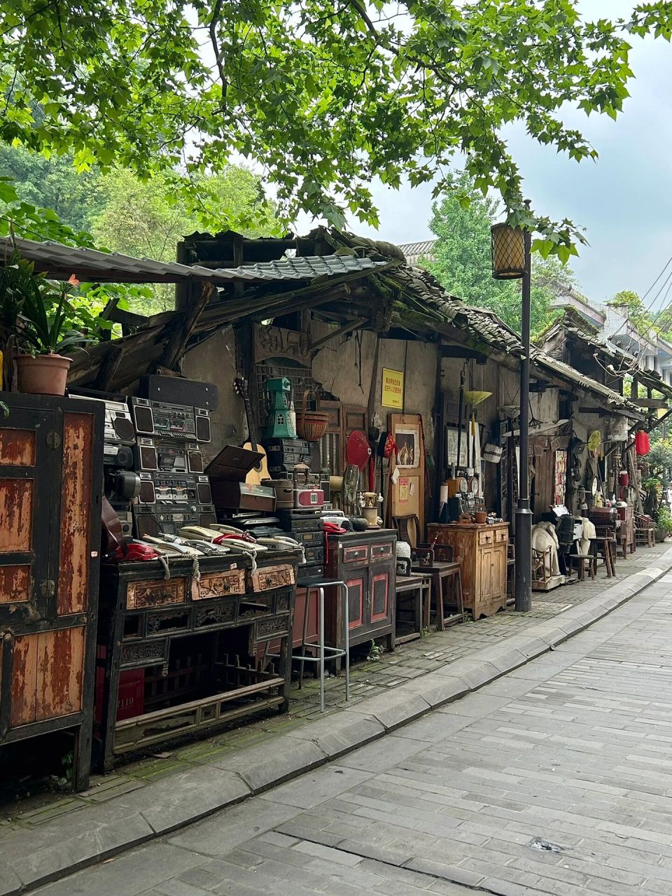 都江堰这几条街太舒服太适合摆烂了~ 都江堰文庙街,文庙山街真的很好