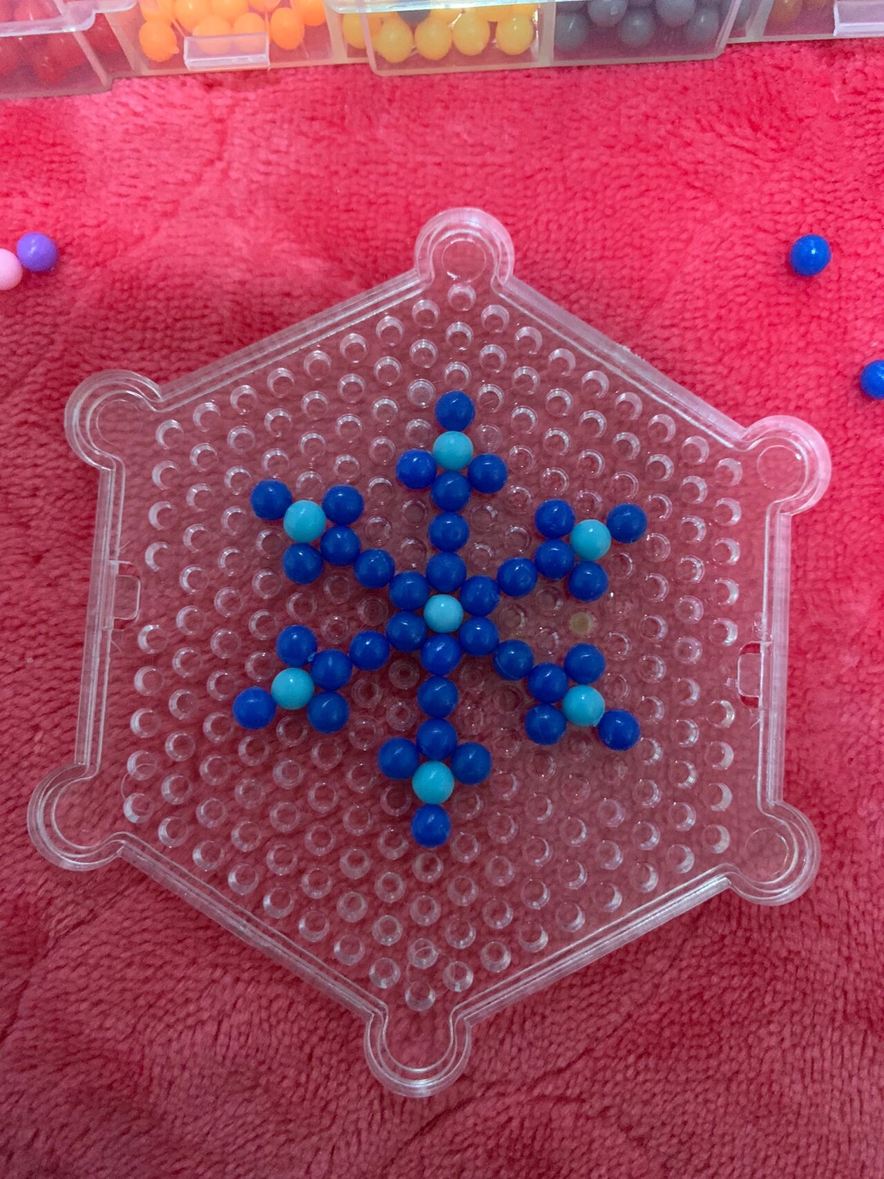 拼豆豆雪花的制作