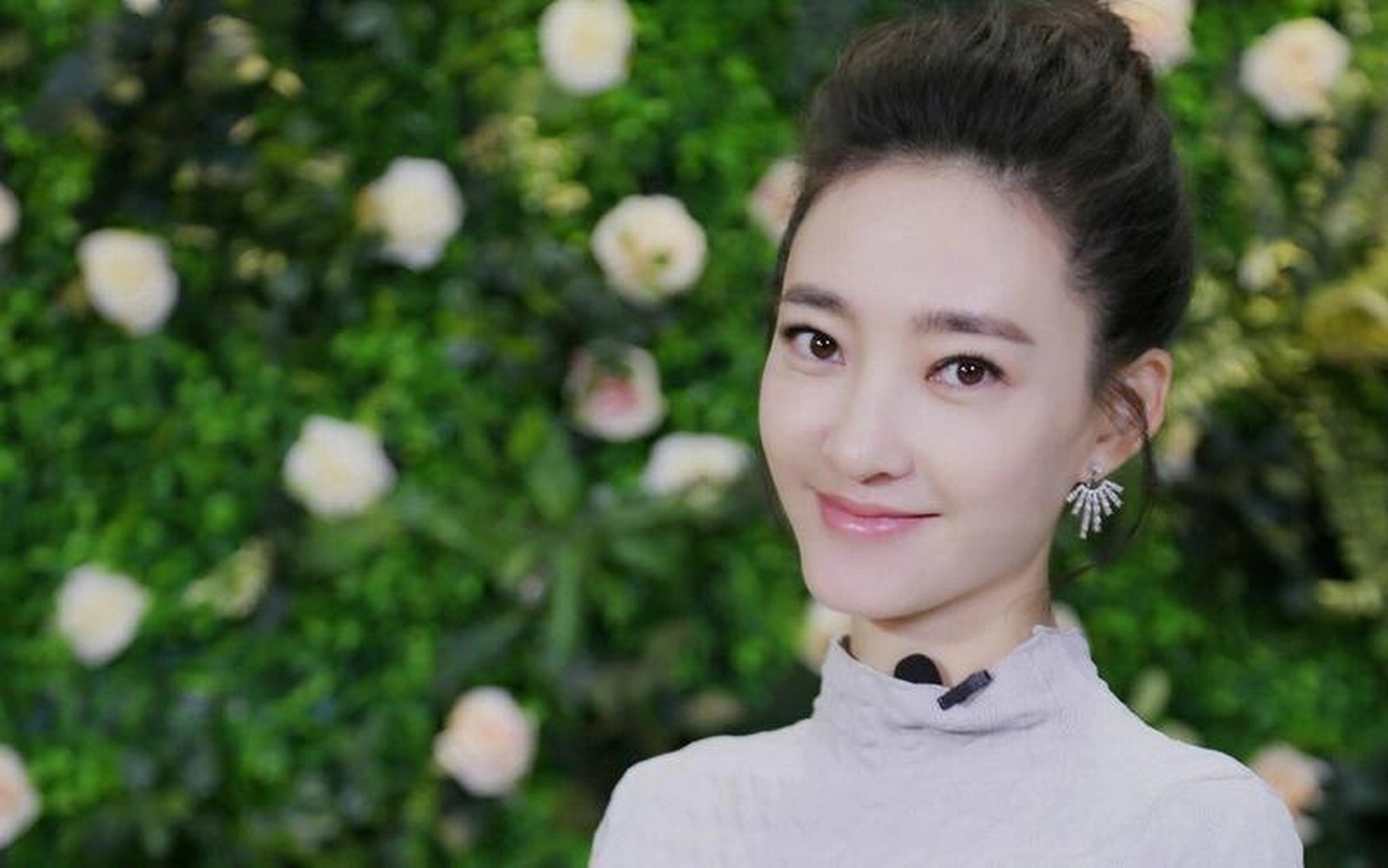 王丽坤(claudia),1985年3月22日出生于内蒙 王丽坤,一位来自内蒙古