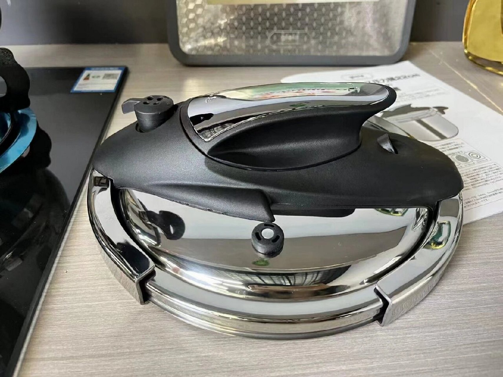 日本gioia焦亚6升高压锅 产品名称: 日式304不锈钢高压锅家用燃气电磁