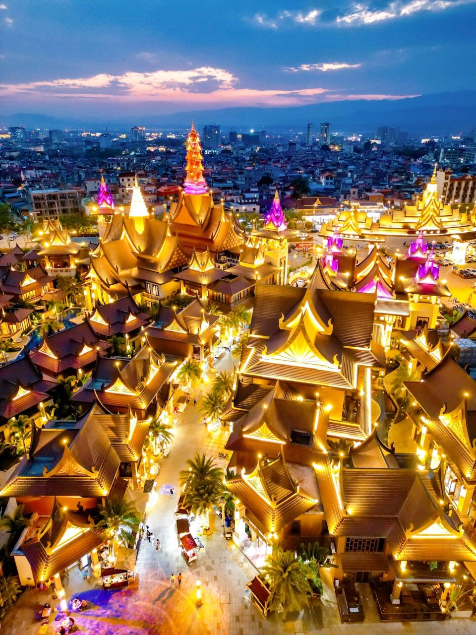 不用去泰国6015芒市夜景超梦幻93随手拍大片 一直都很想来这座