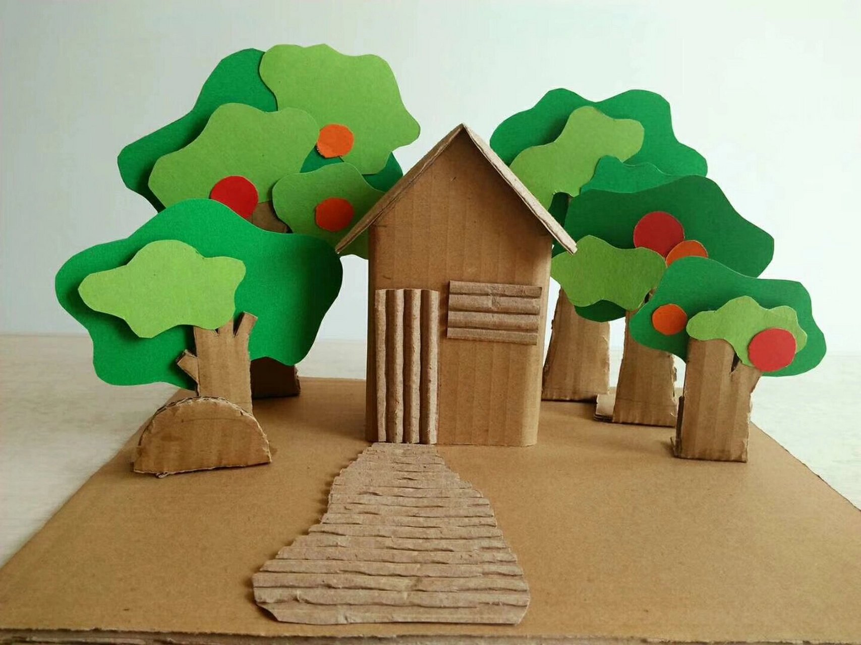 废物利用——立体小房子