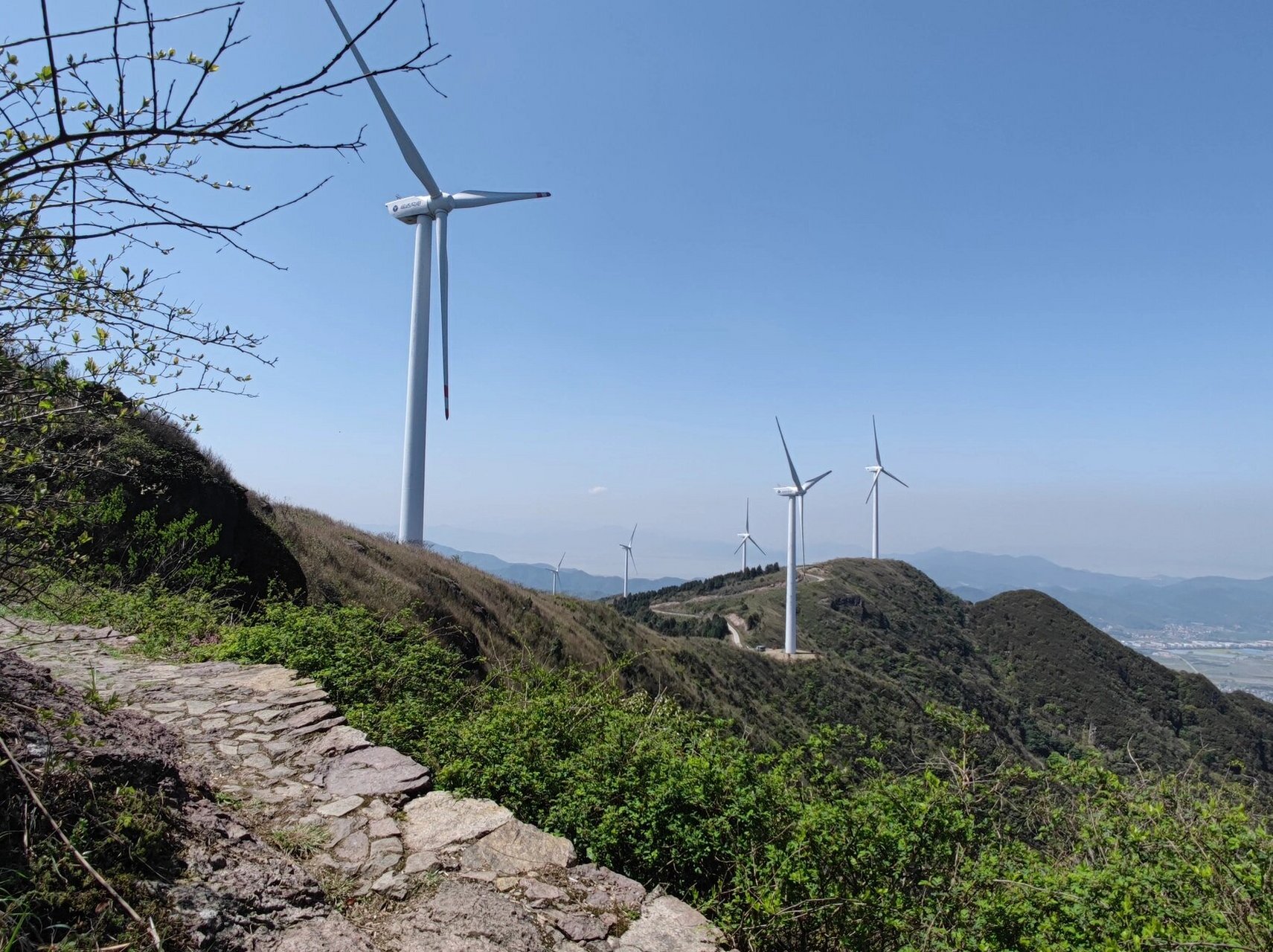 宁波十大名山之一——象山珠山 宁波东上高速,象山北下高速,车子开到