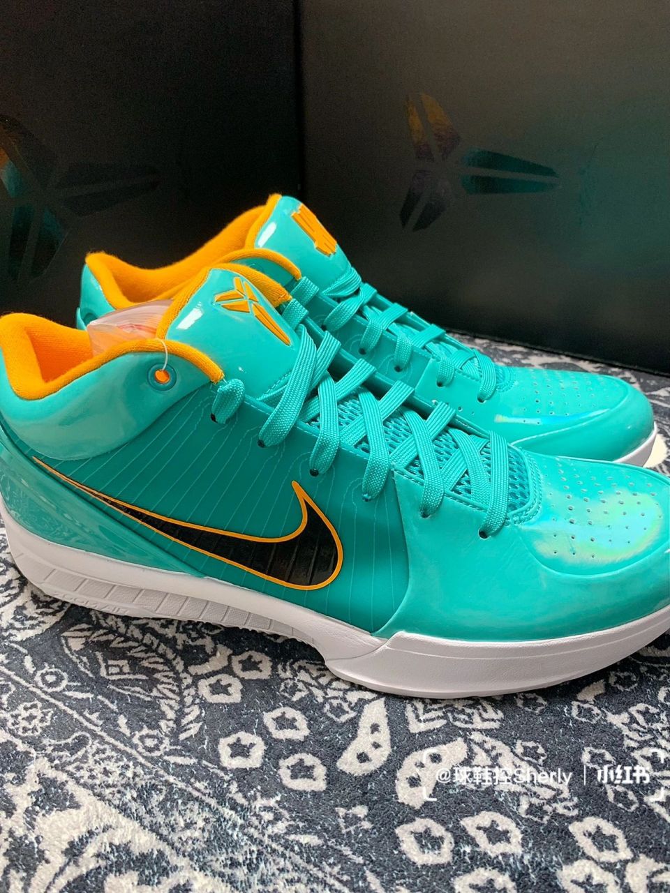 每个科密心中都想要的 | 科比4套装 7815 undefeated x nike kobe