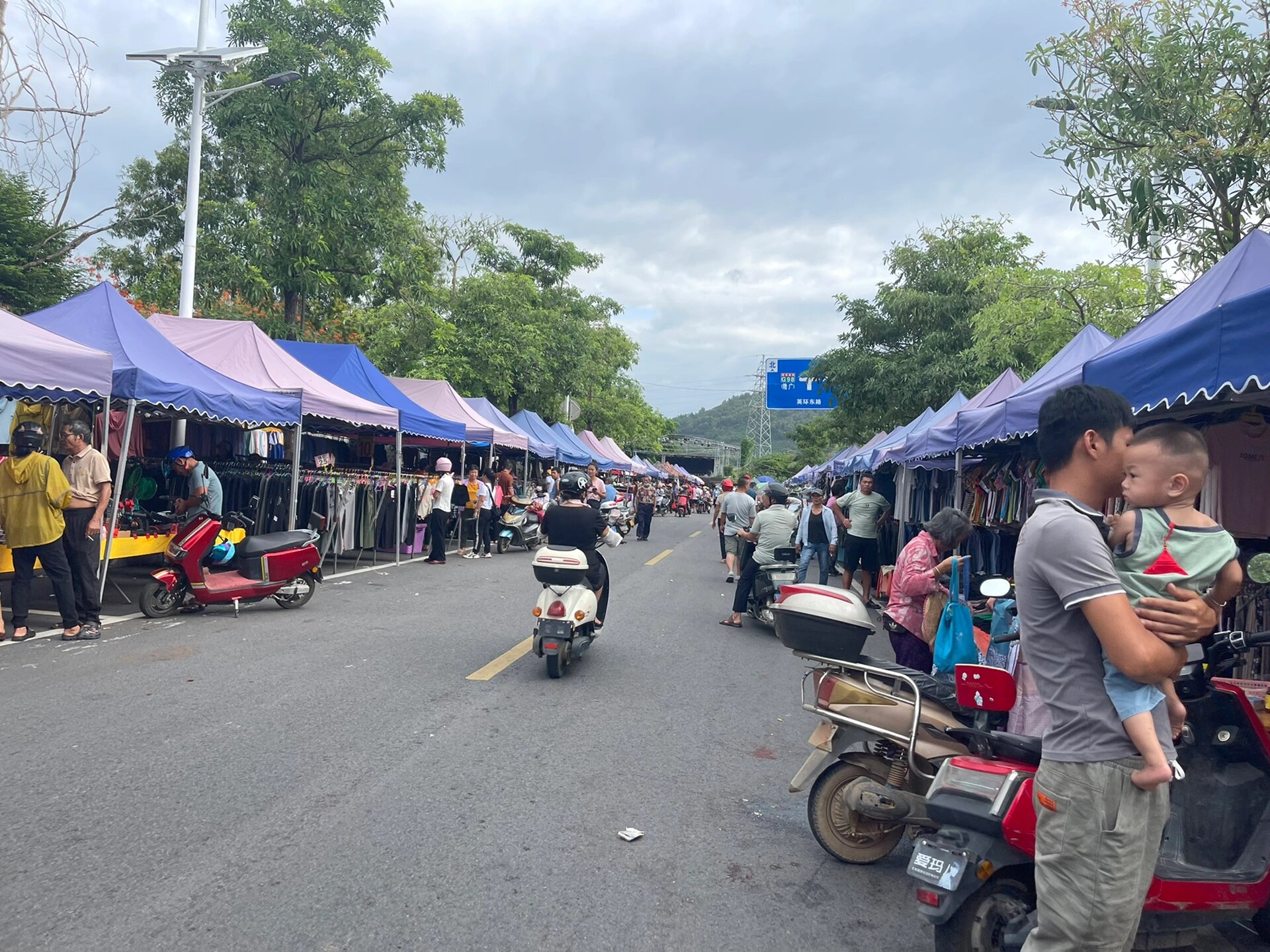 海南陵水县清水湾英州镇赶大集咯97人间烟火 清水湾度假养老老胜地