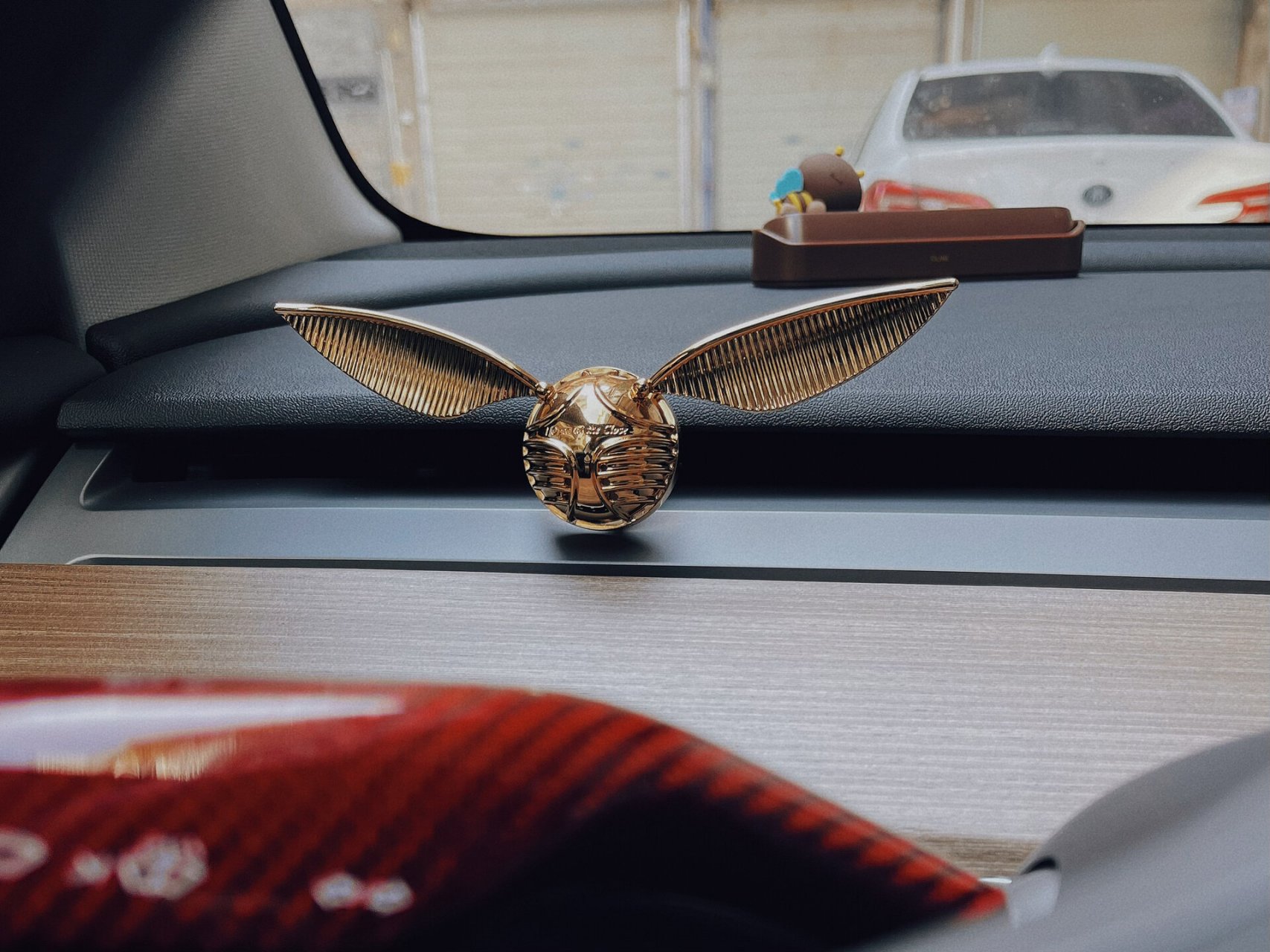 自己动手做车载香薰,再也不怕香水用不完 各种大牌的车载香薰几百一千