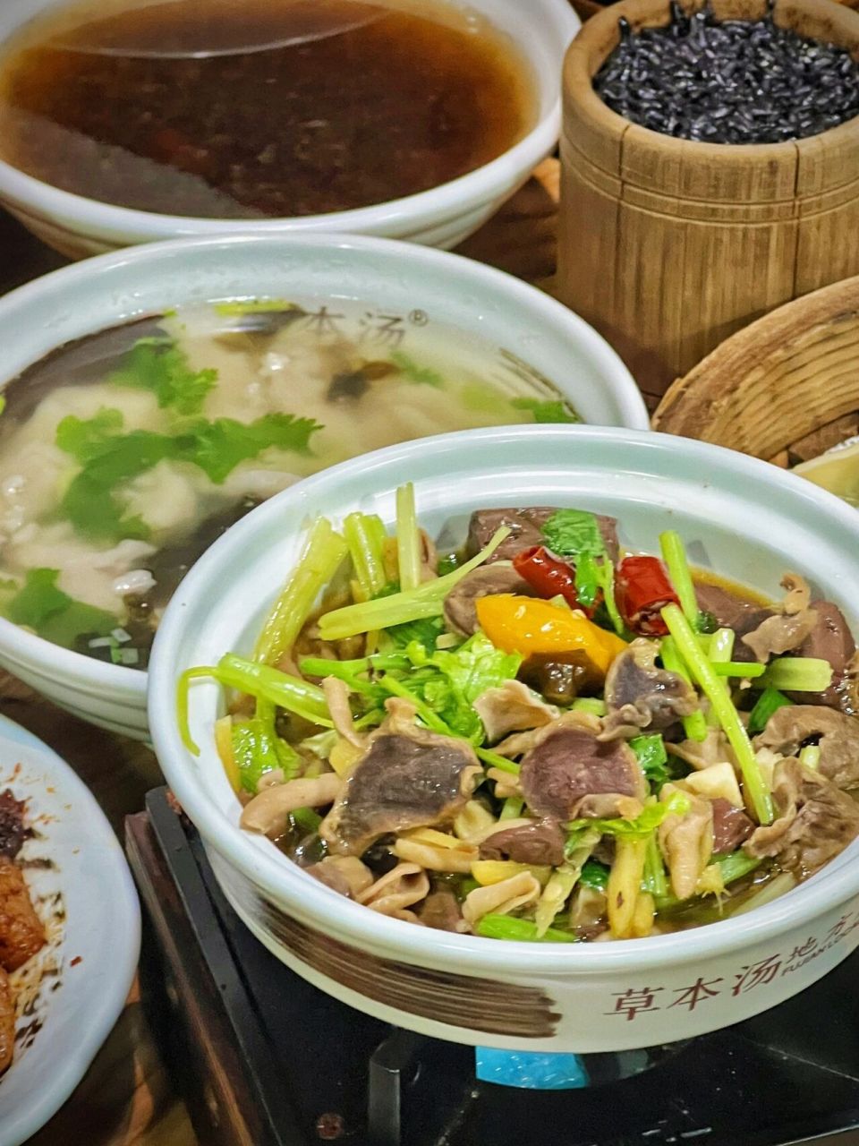 福州烟火气第一名———草本汤 福州大街小巷人人皆知的品牌——草本