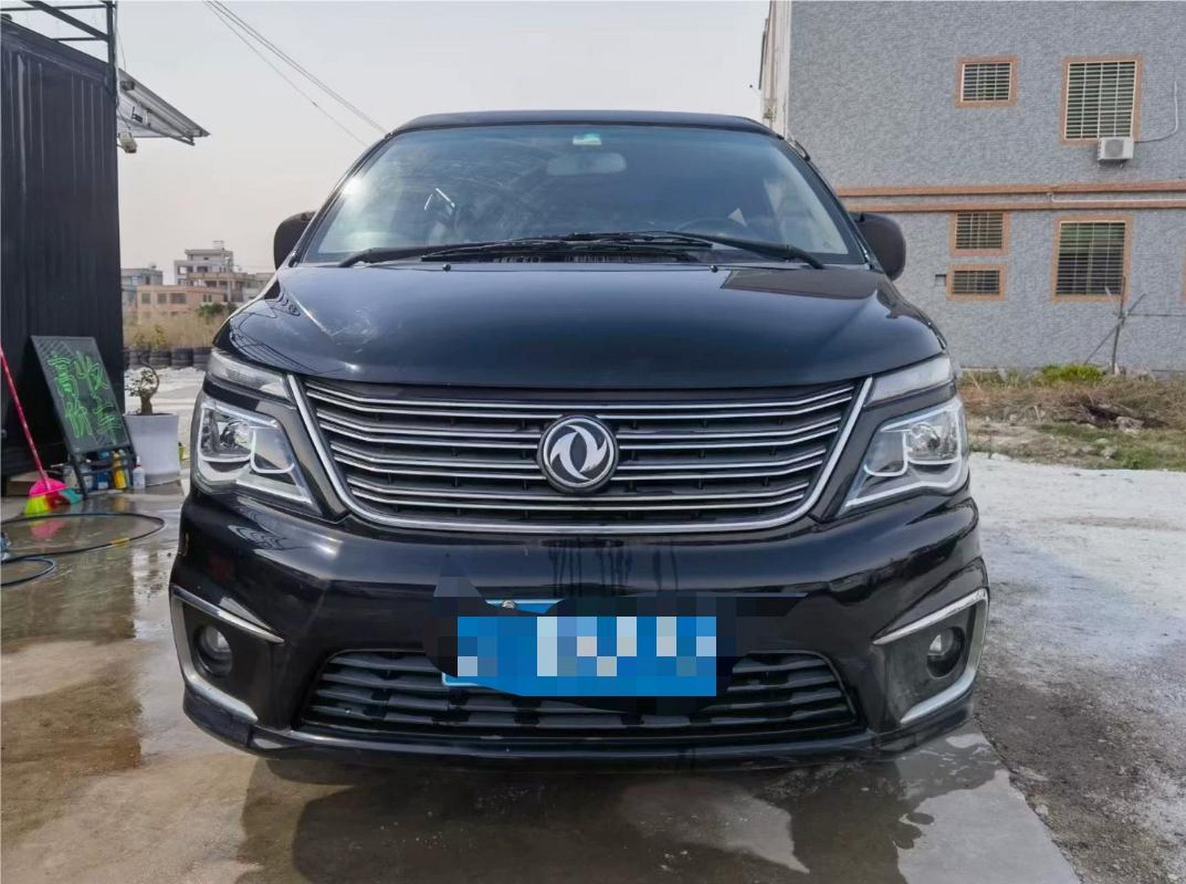 七座大空间,加长版商务车,适合冻季跑顺风车,车况精品,喜欢了私聊